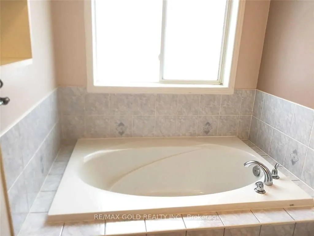 7360 Zinnia Place, #227