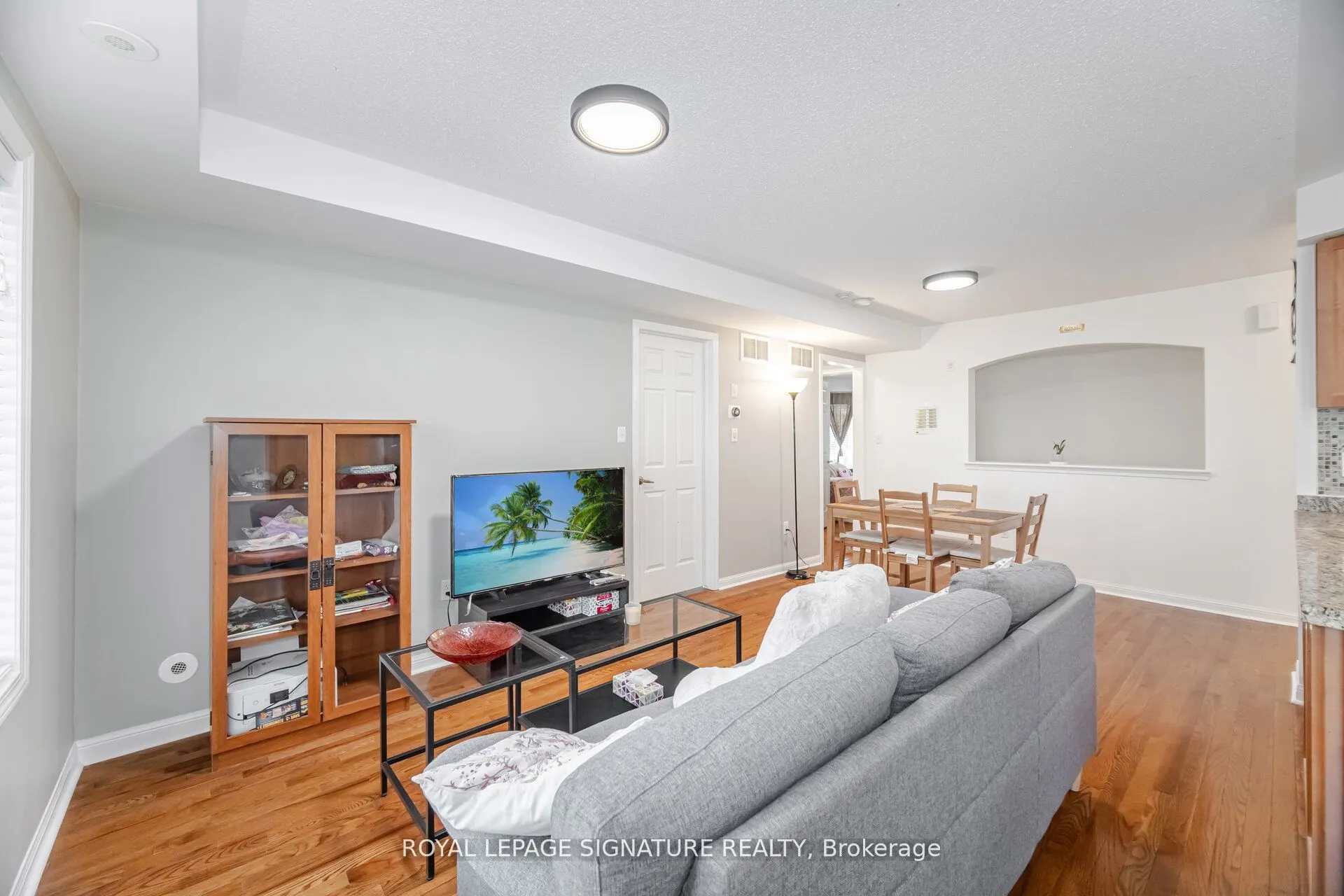 613 Dundas Street, #1