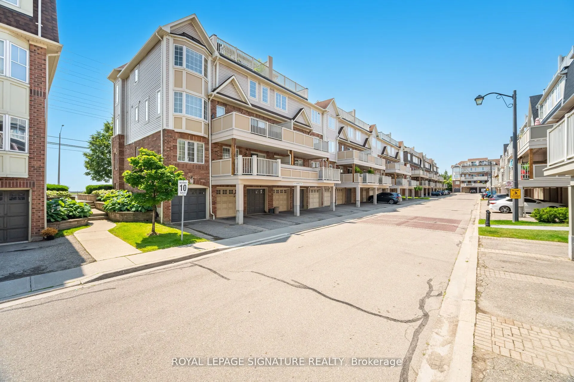 613 Dundas Street, #1