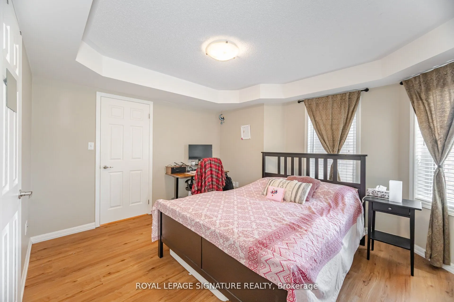 613 Dundas Street, #1