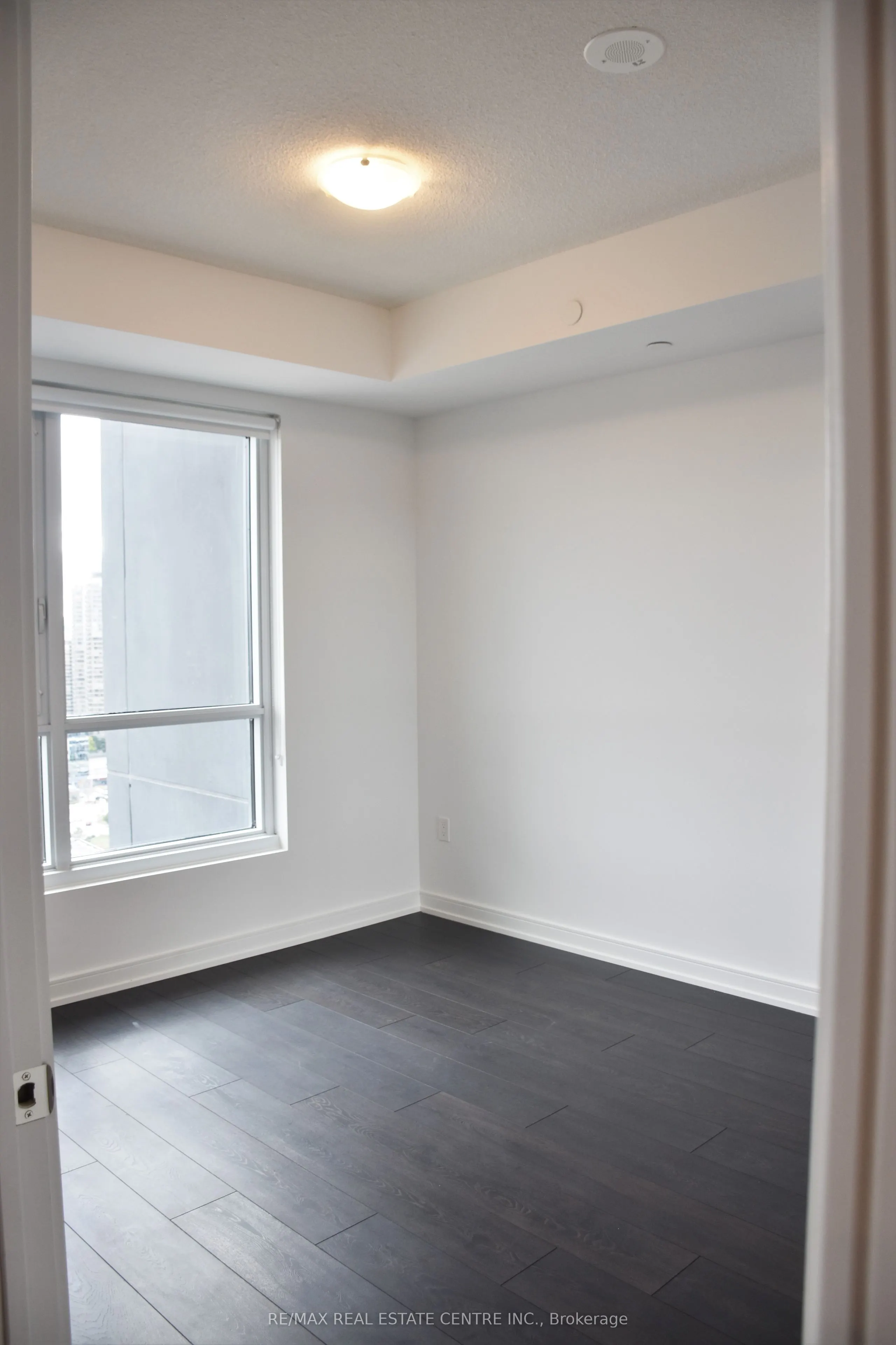 8 Nahani Way, #2318