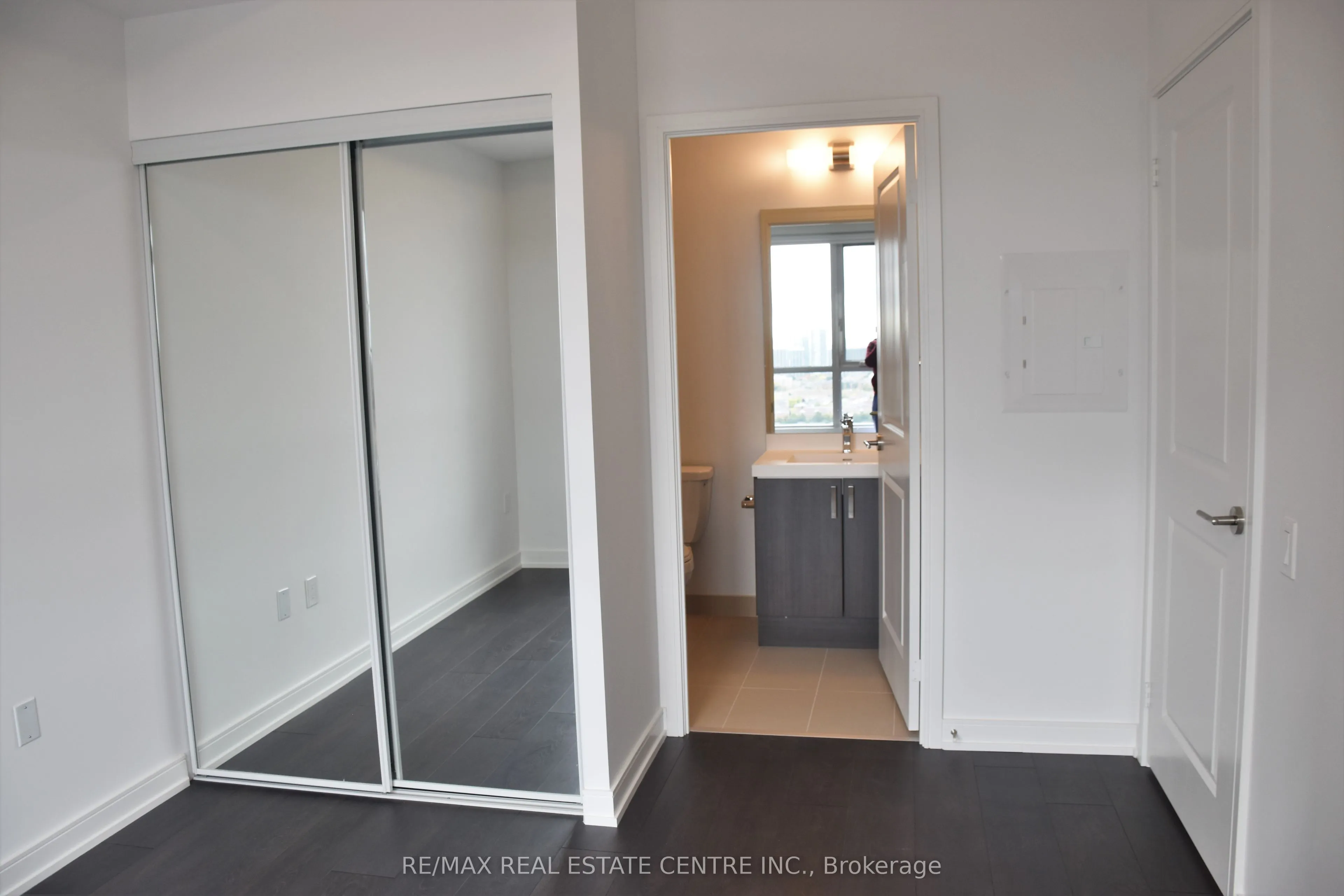 8 Nahani Way, #2318
