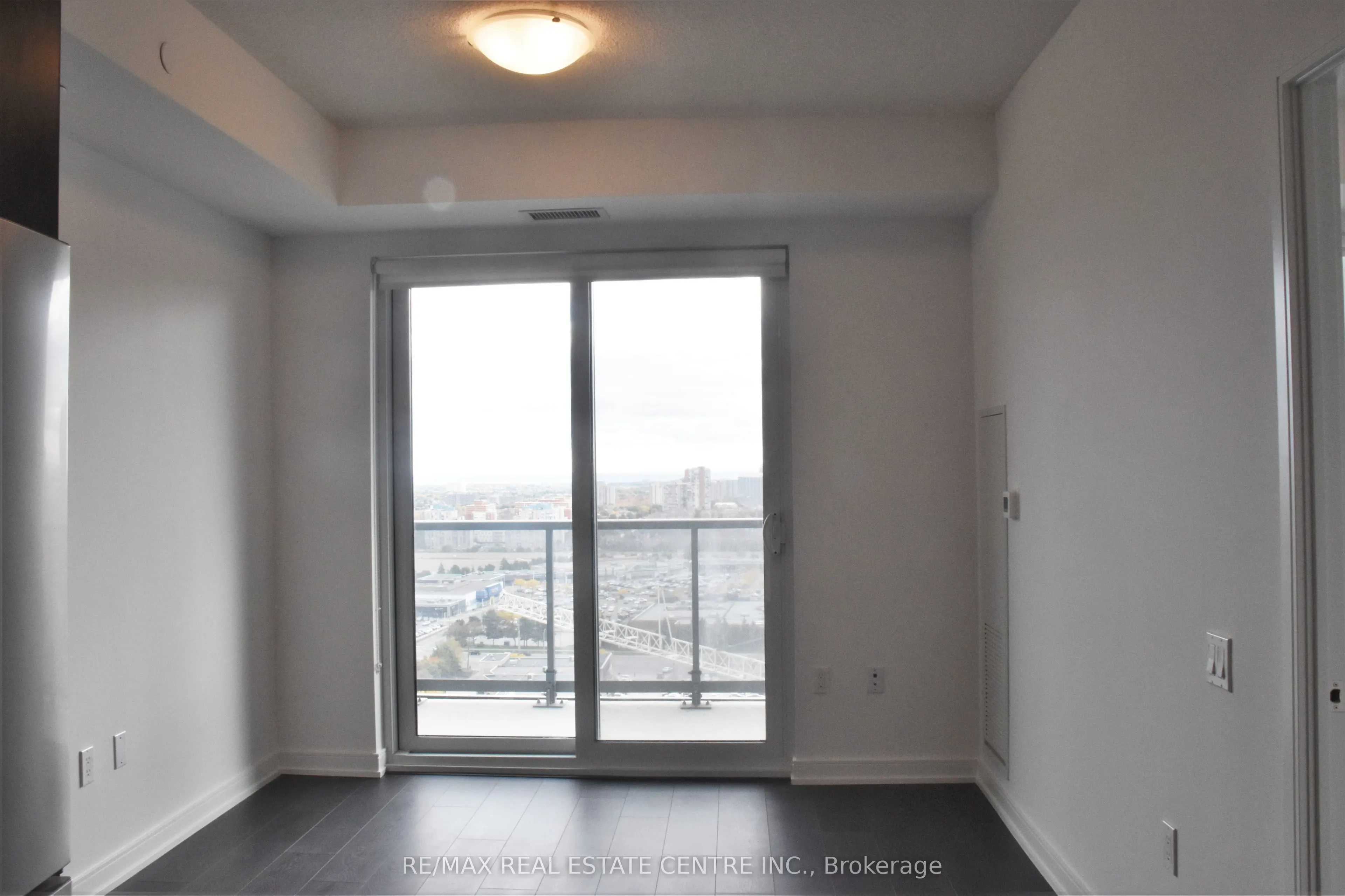 8 Nahani Way, #2318