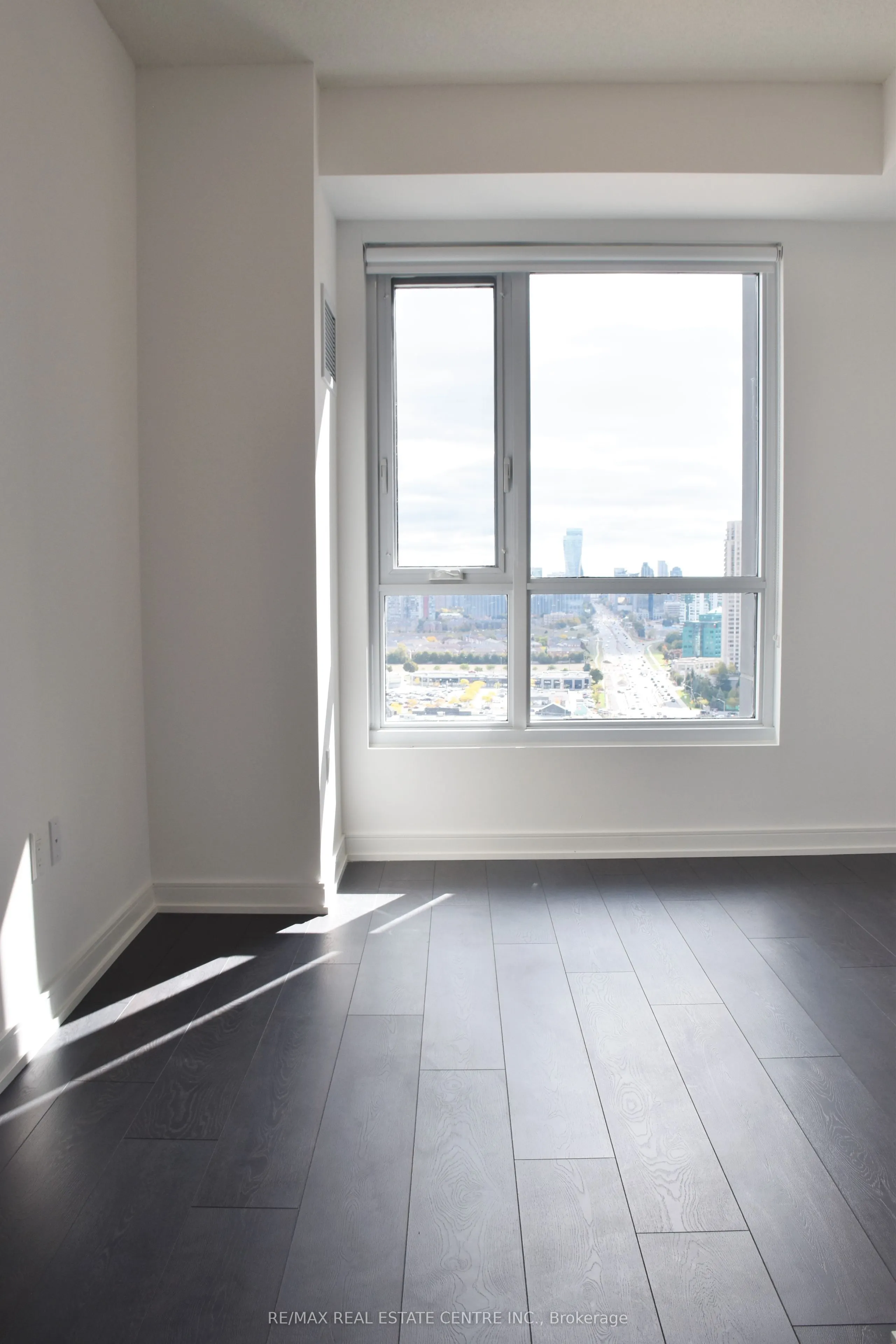 8 Nahani Way, #2318
