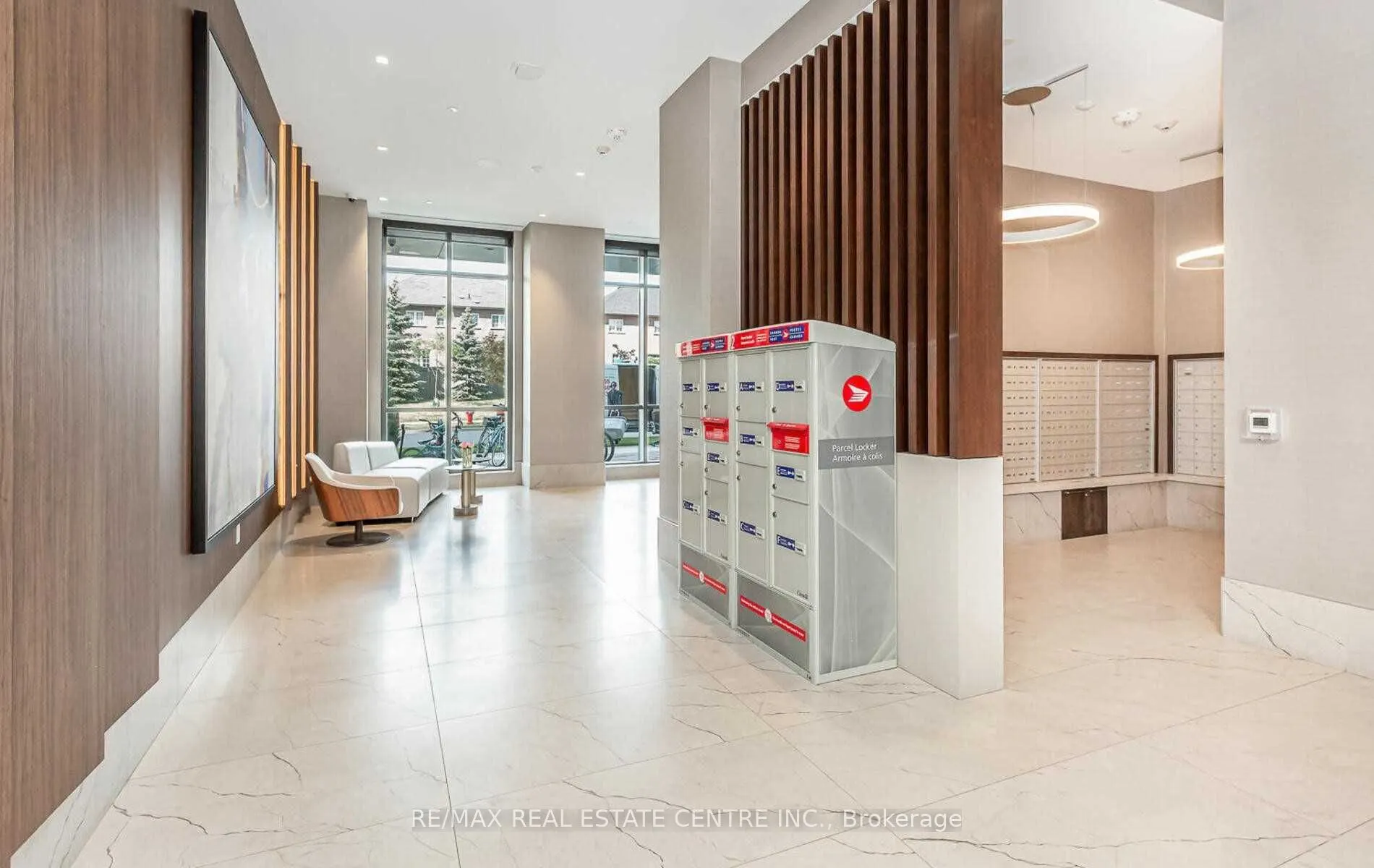 8 Nahani Way, #2318