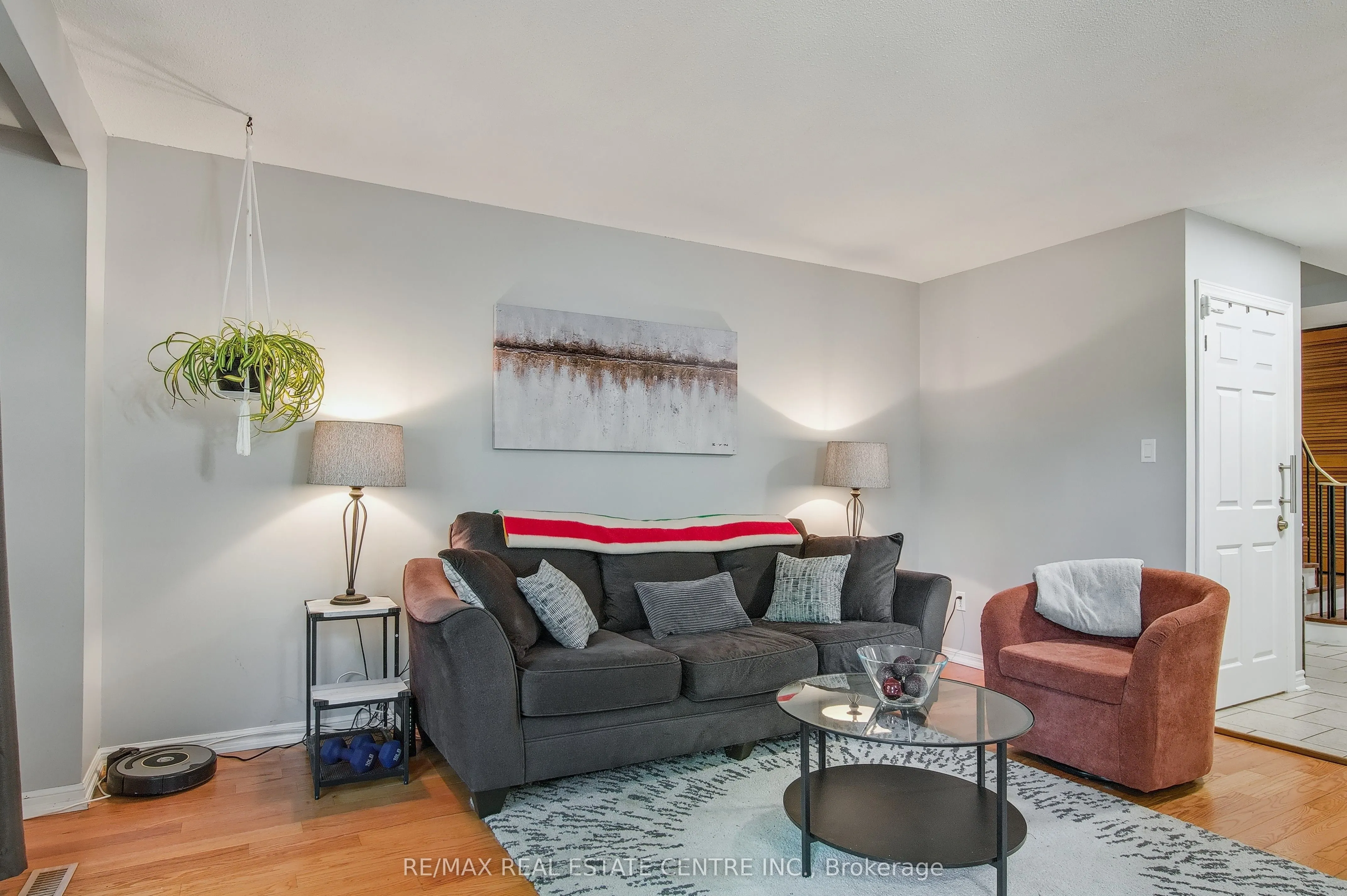 443 Ontario Street N, #443
