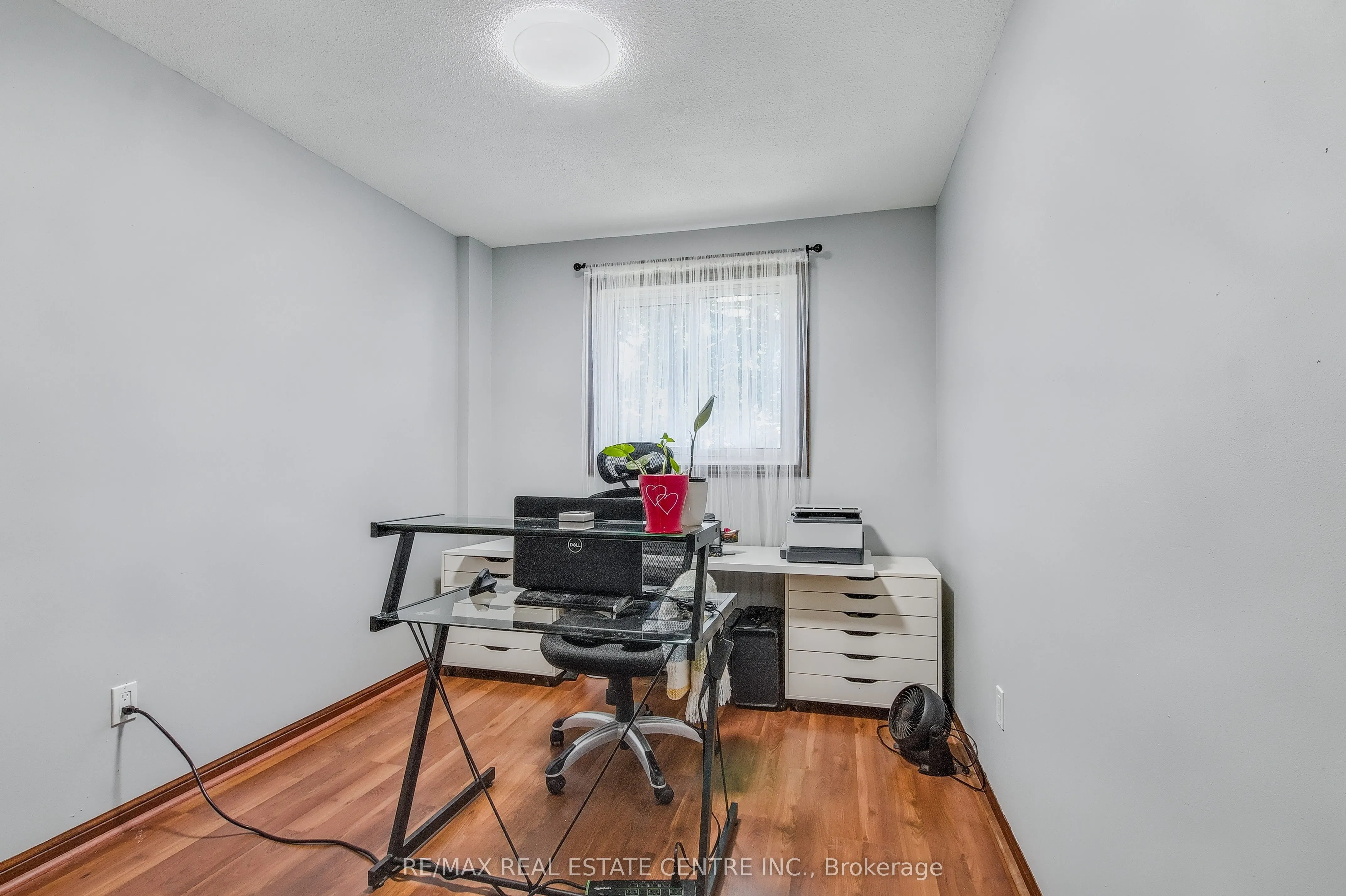 443 Ontario Street N, #443
