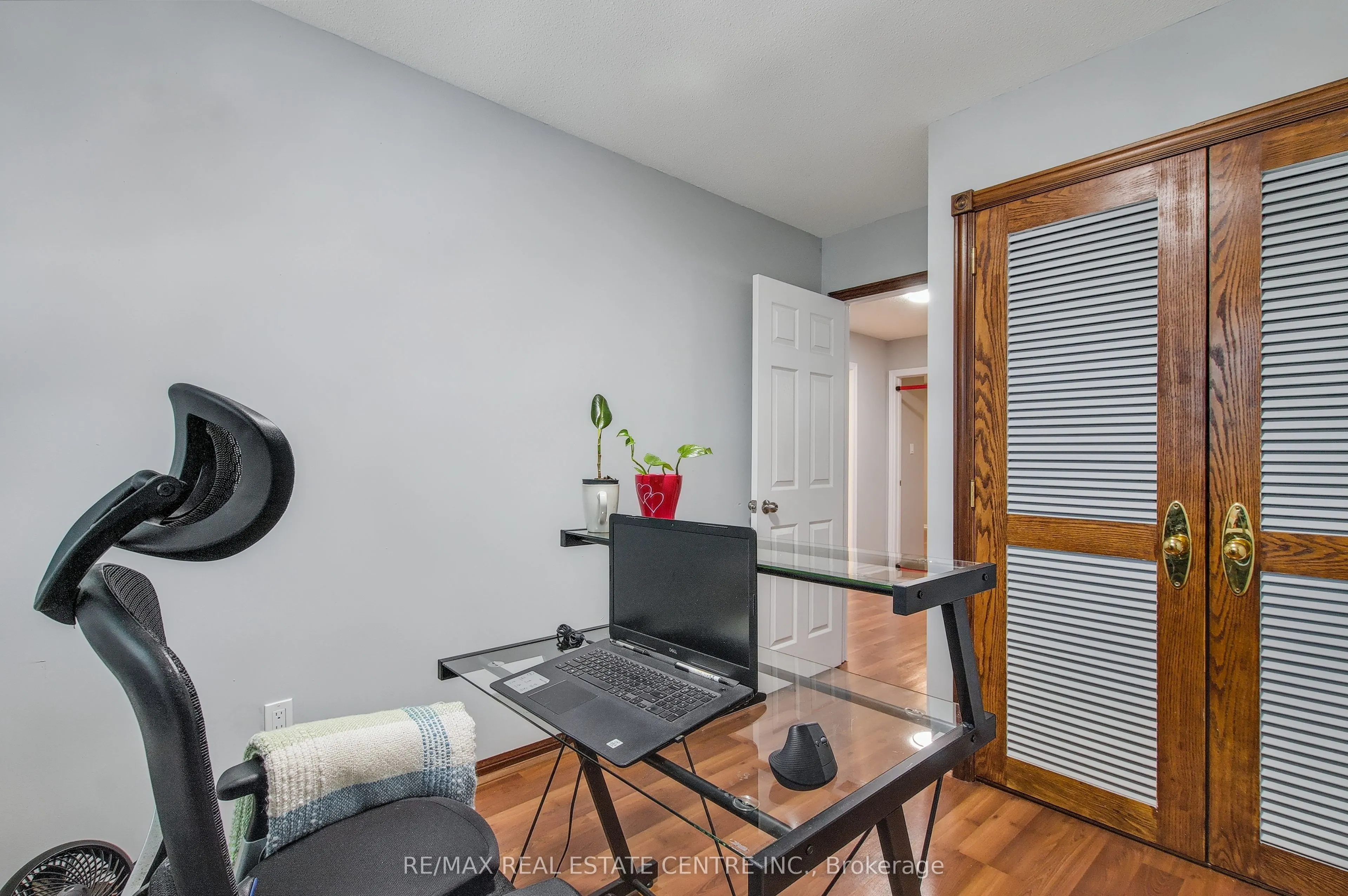 443 Ontario Street N, #443