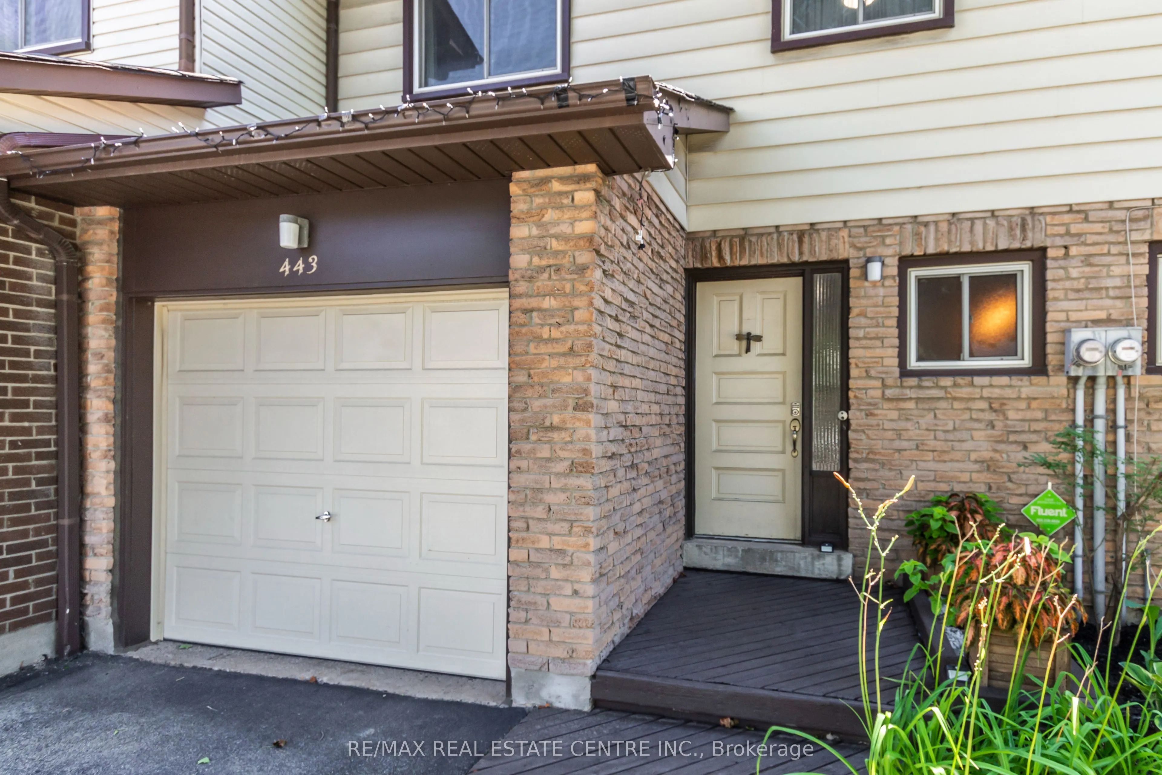 443 Ontario Street N, #443