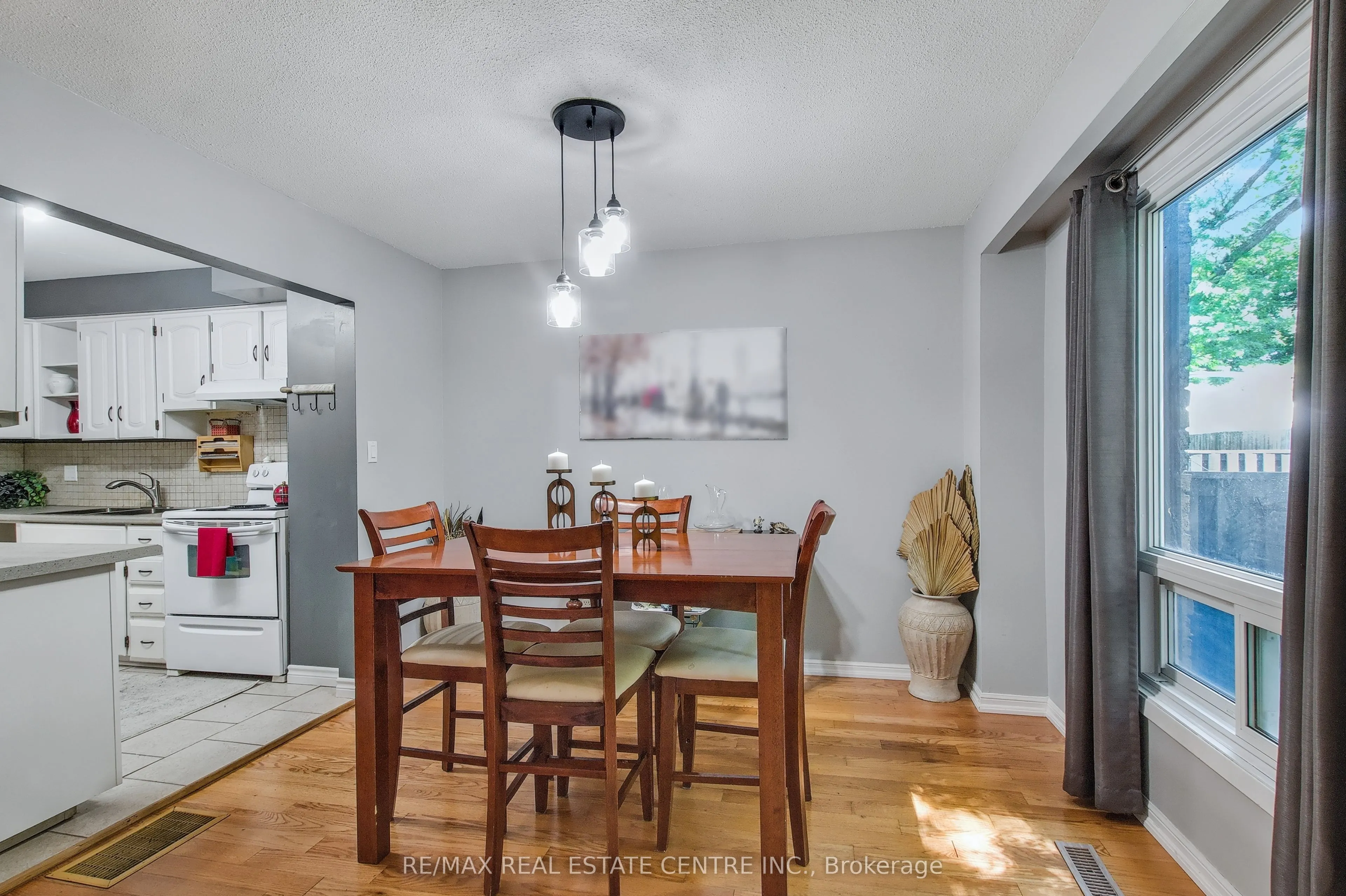 443 Ontario Street N, #443