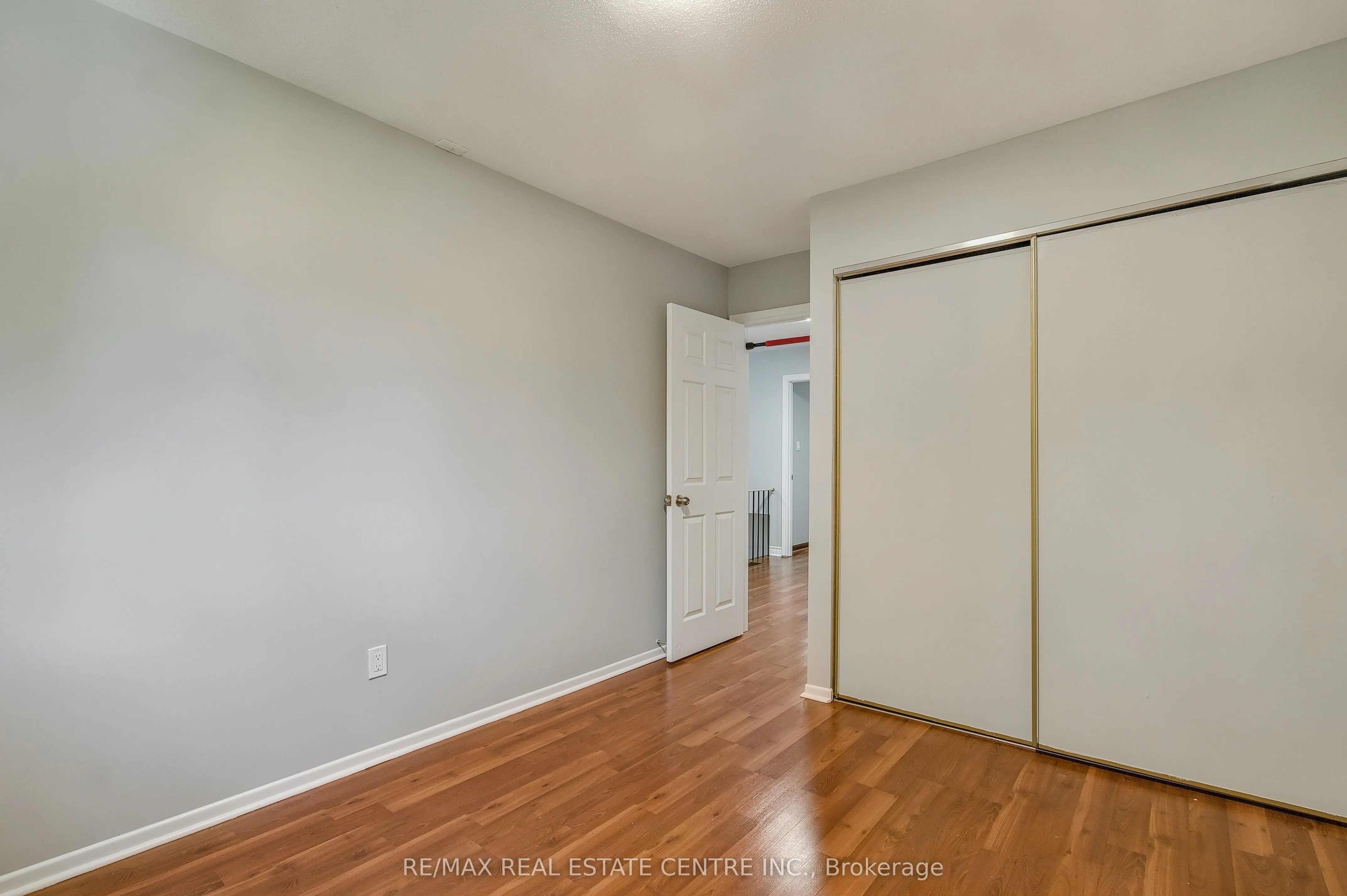 443 Ontario Street N, #443