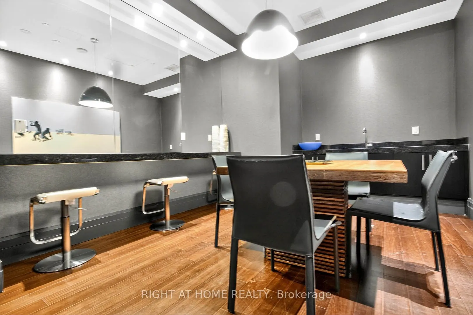 65 Speers Road, #607