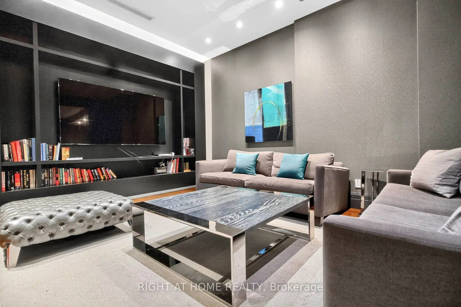 65 Speers Road, #607