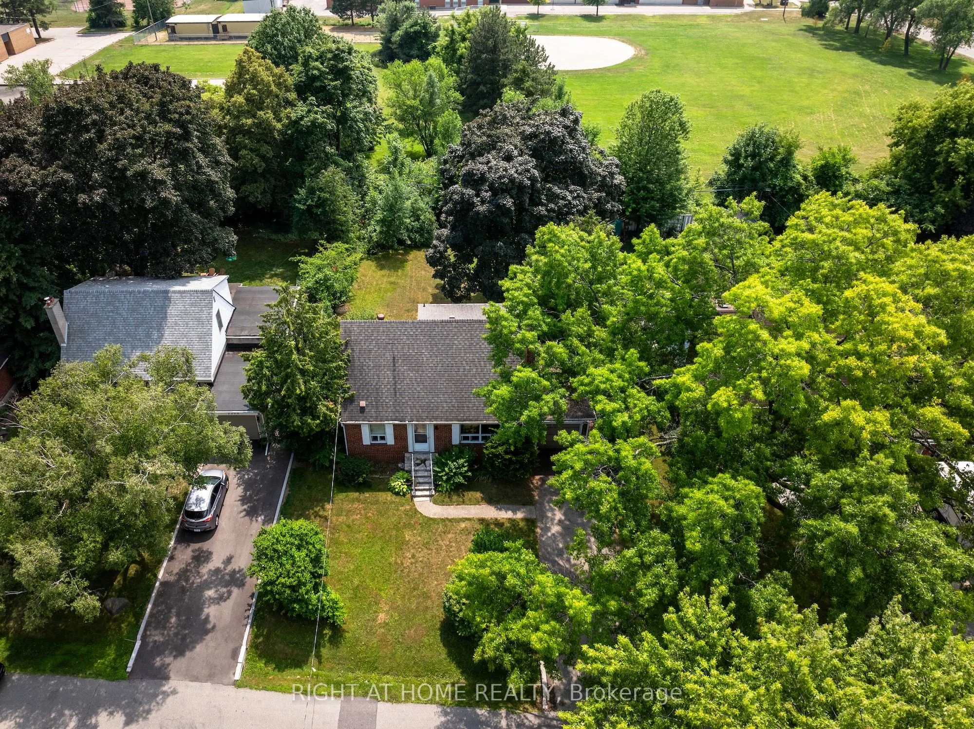 2206 Rambo Road
