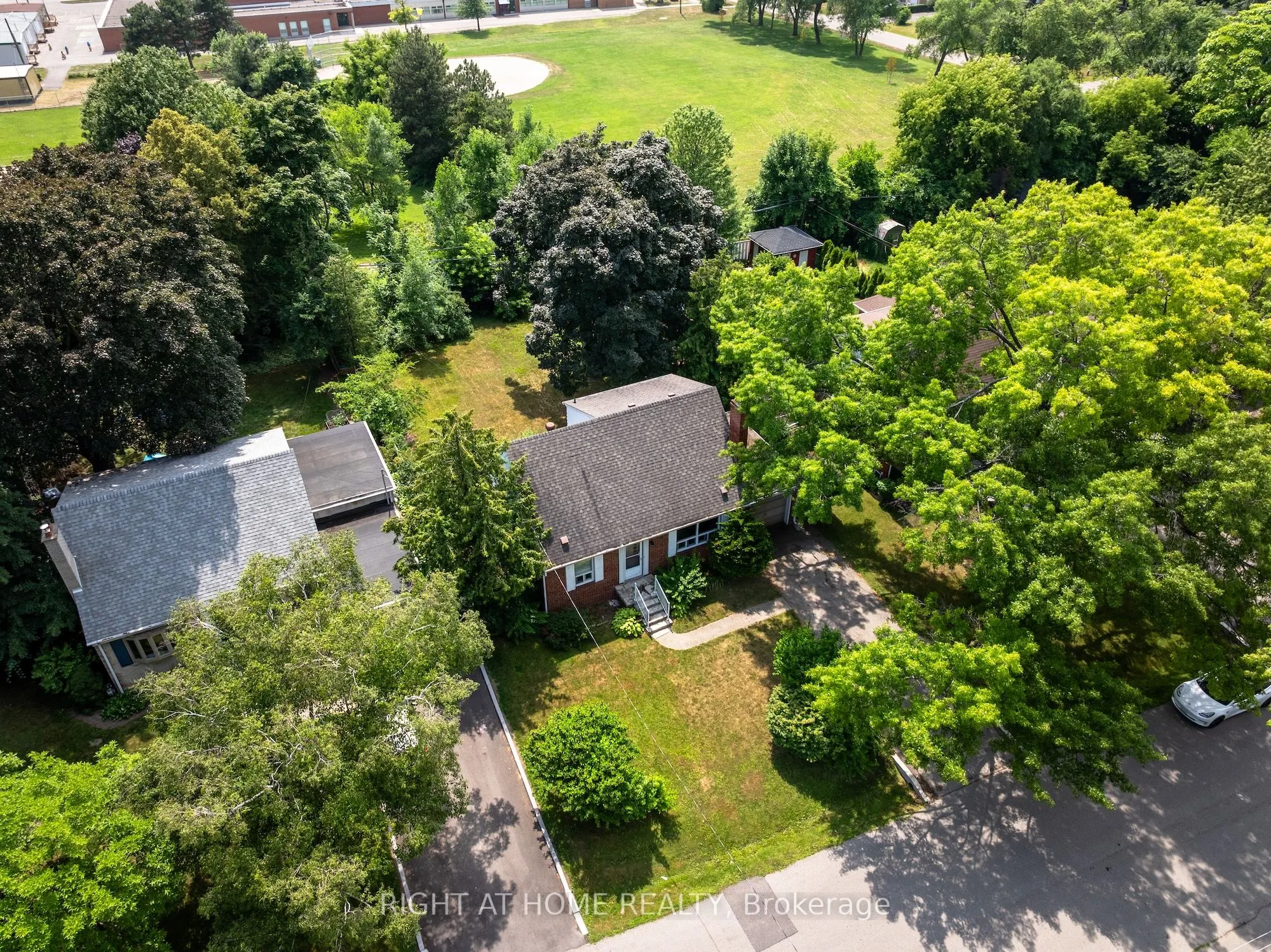 2206 Rambo Road