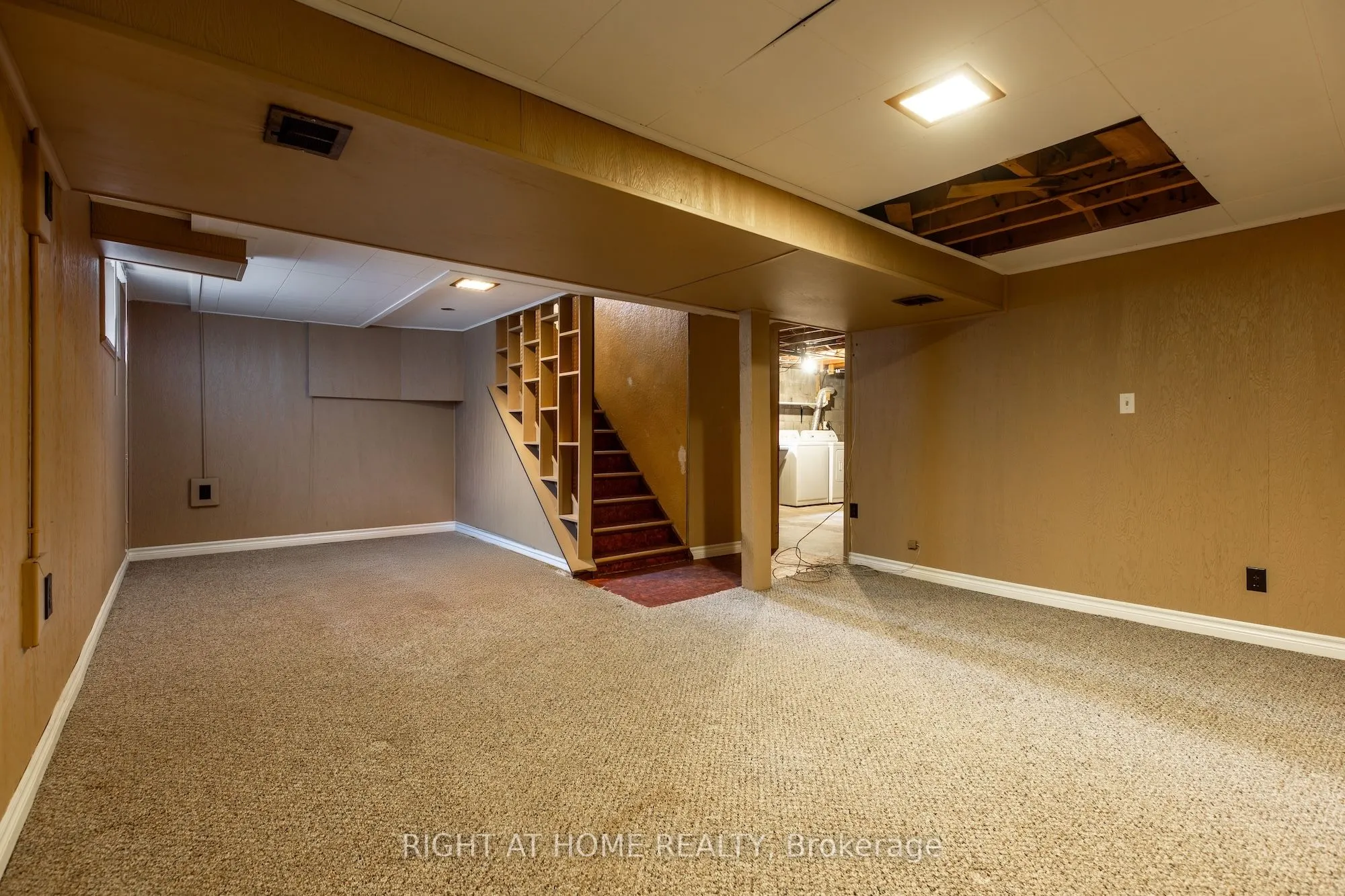 2206 Rambo Road