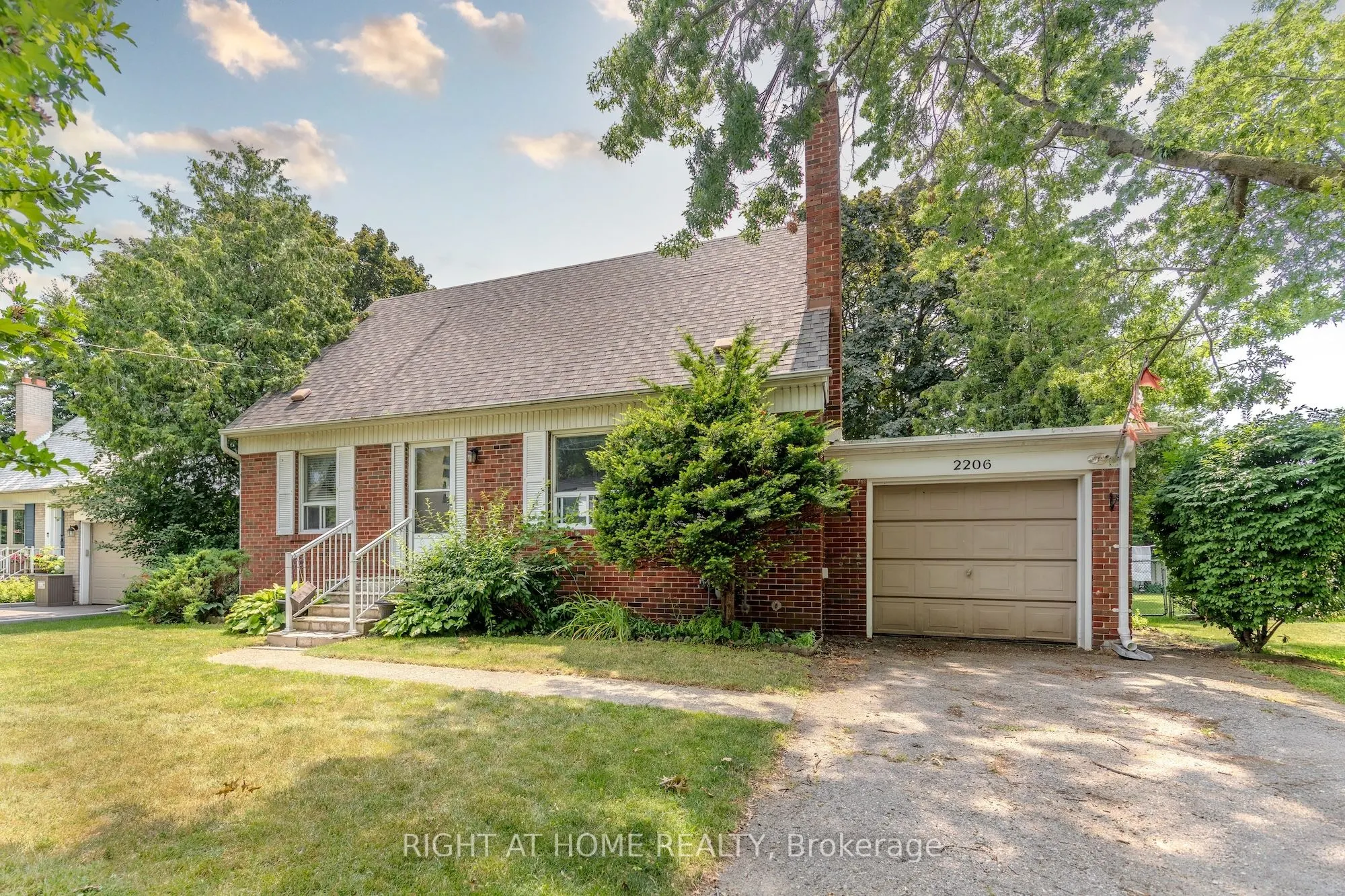 2206 Rambo Road