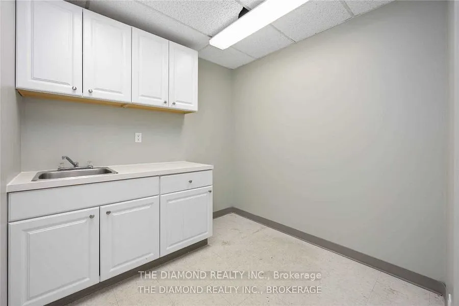 1570 Kipling Avenue, #B2