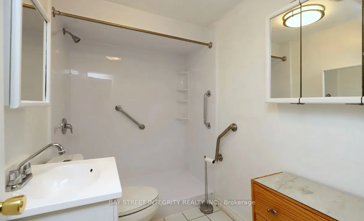 4145 Quaker Hill Drive, #2