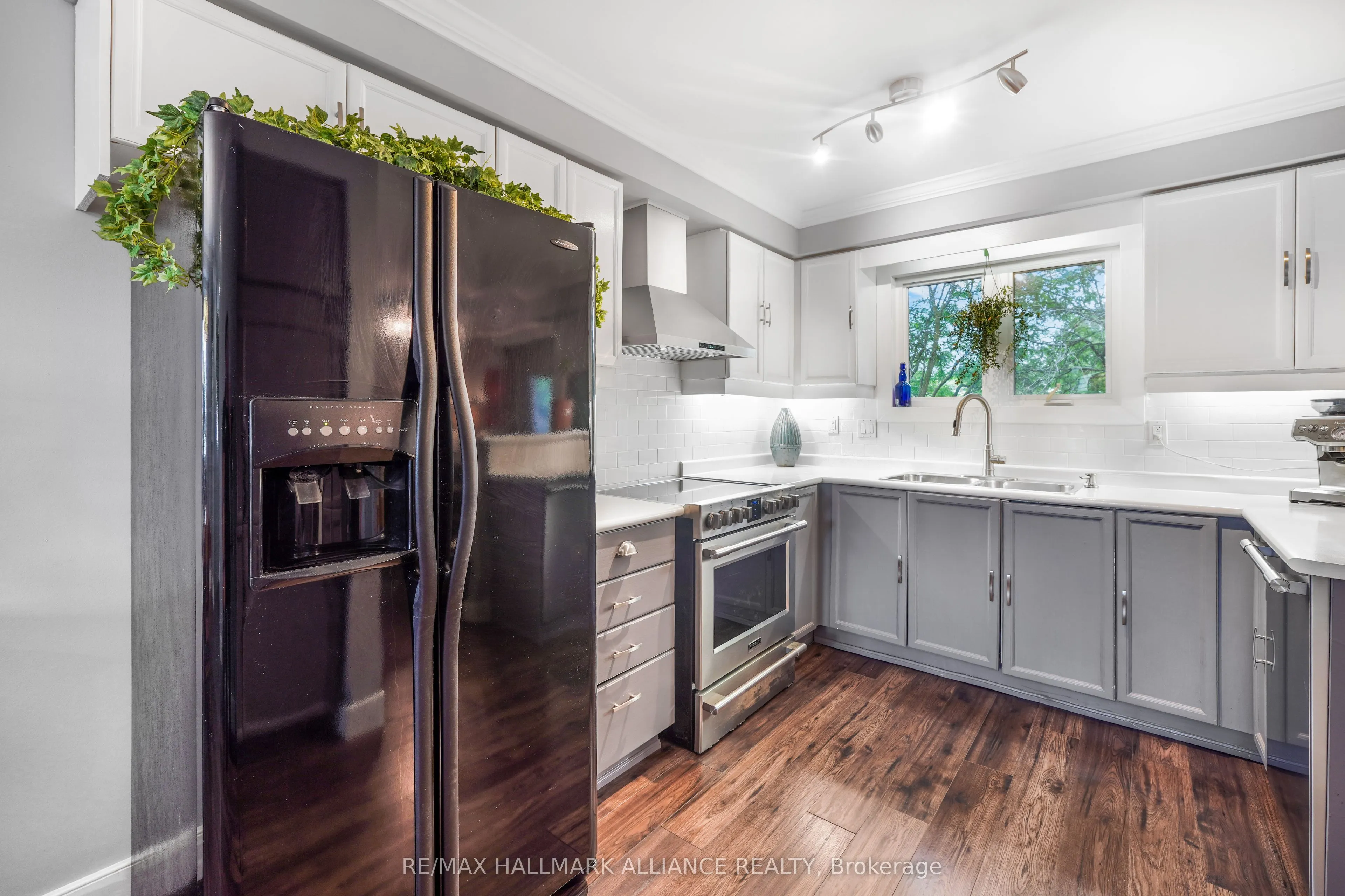 6859 Edenwood Drive, #25