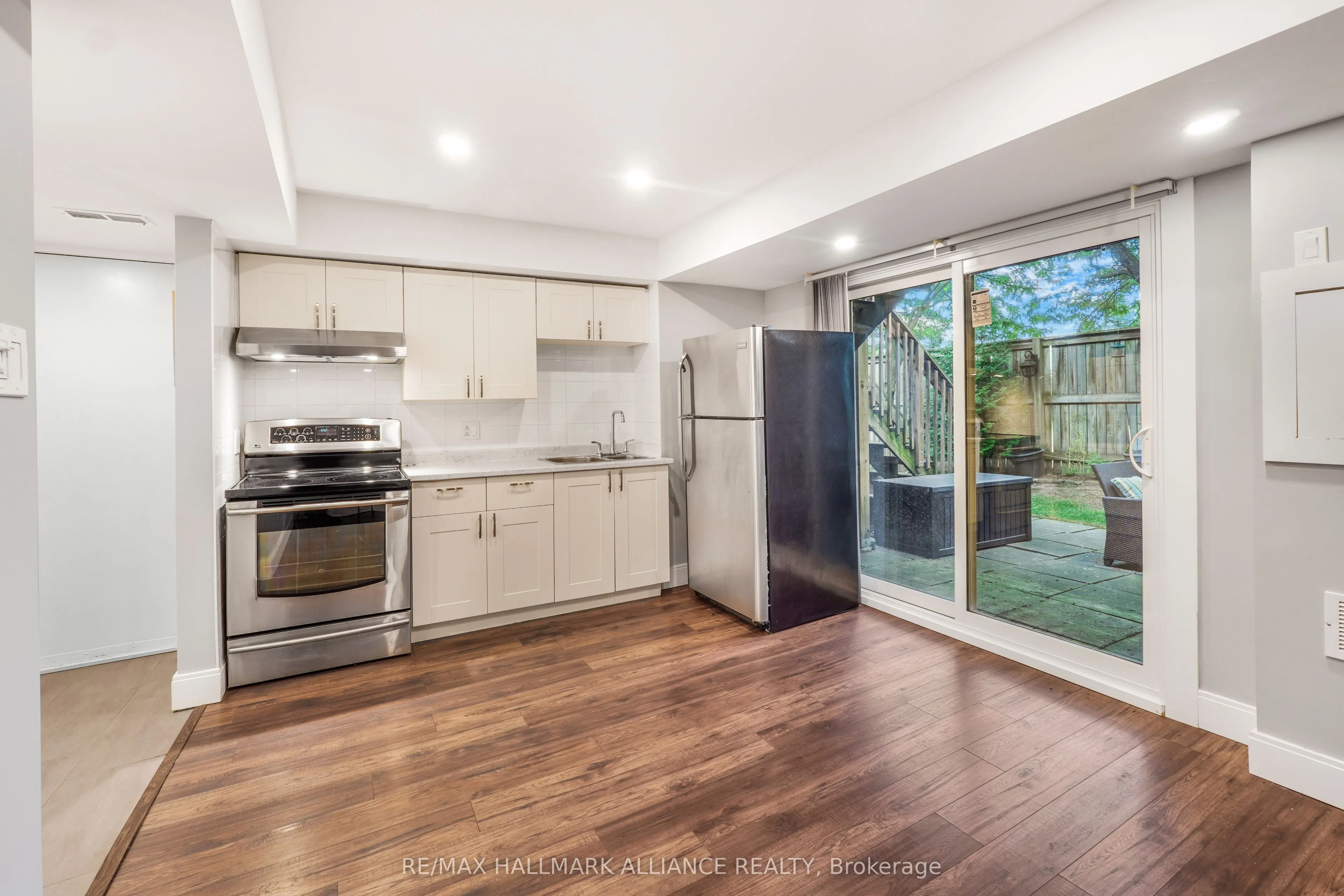 6859 Edenwood Drive, #25