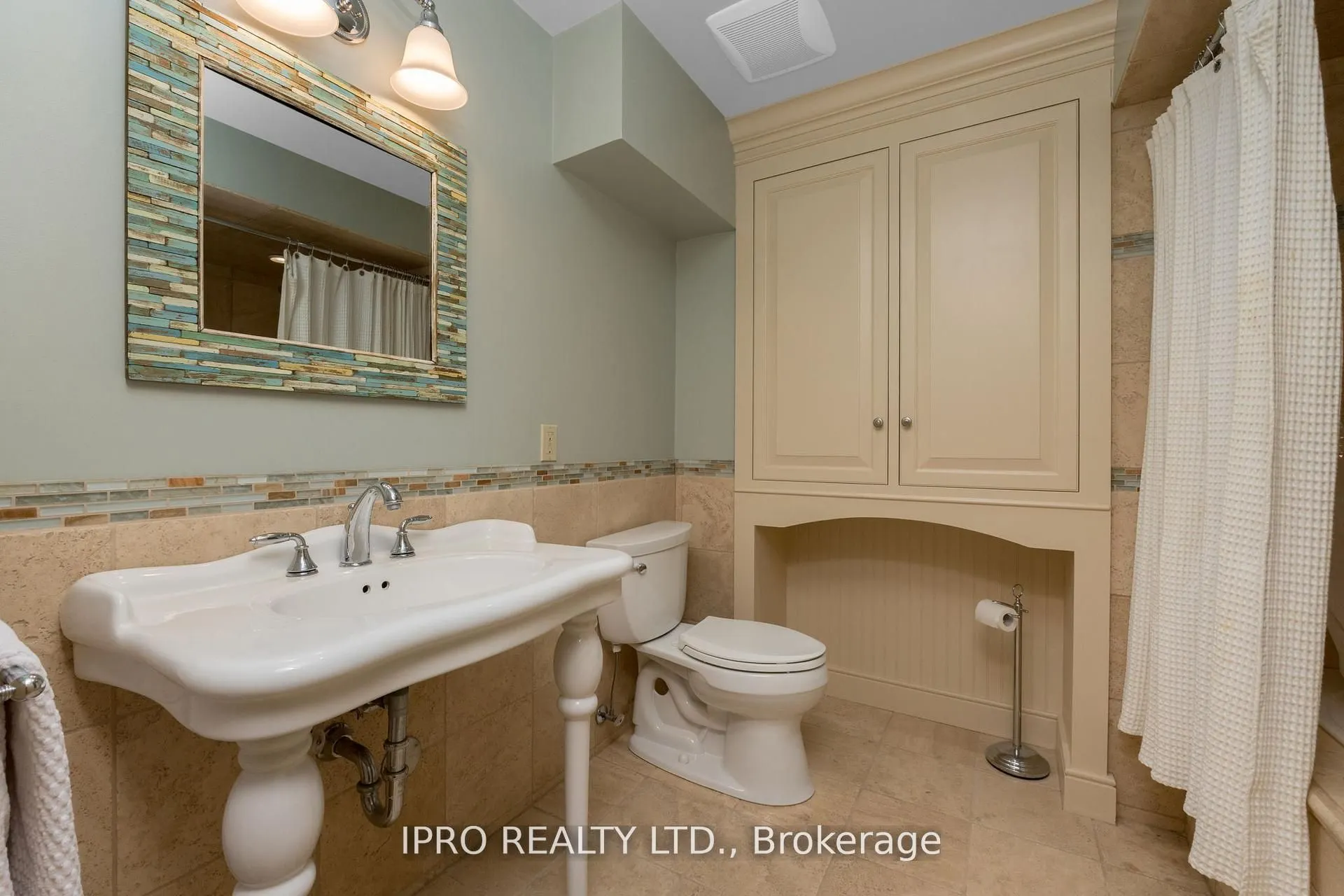 25 Orsi Road