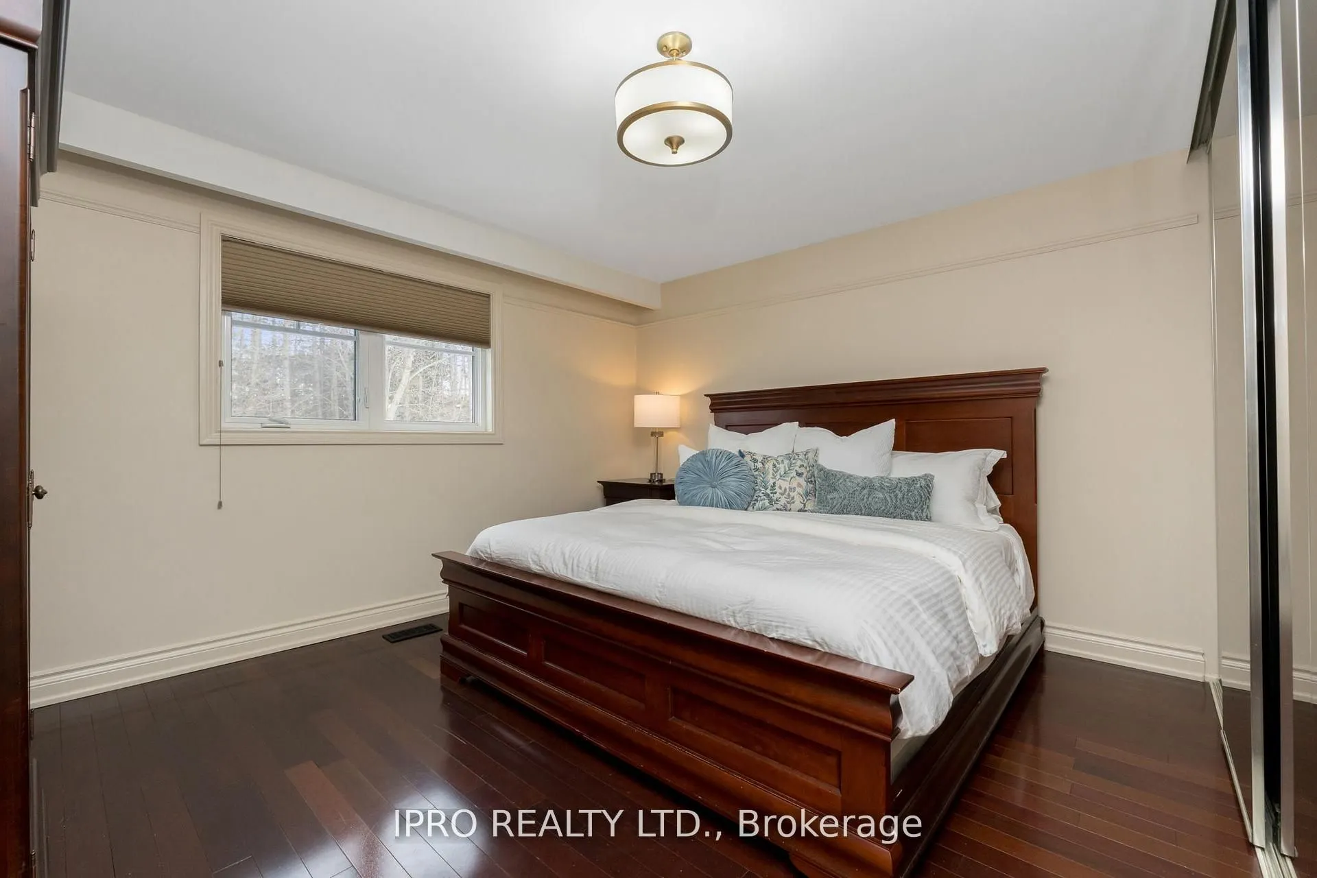 25 Orsi Road
