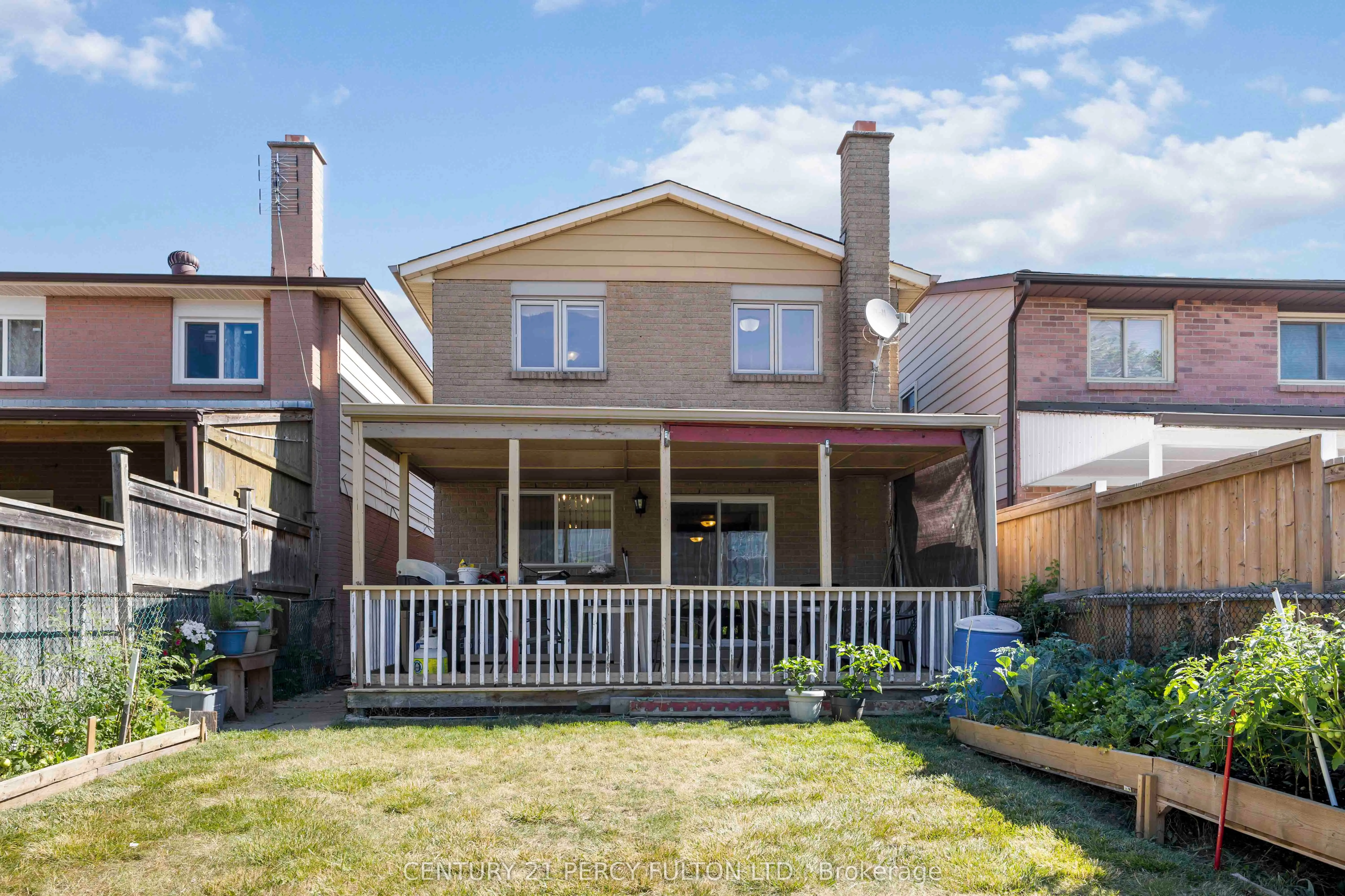 17 Woodsview Avenue