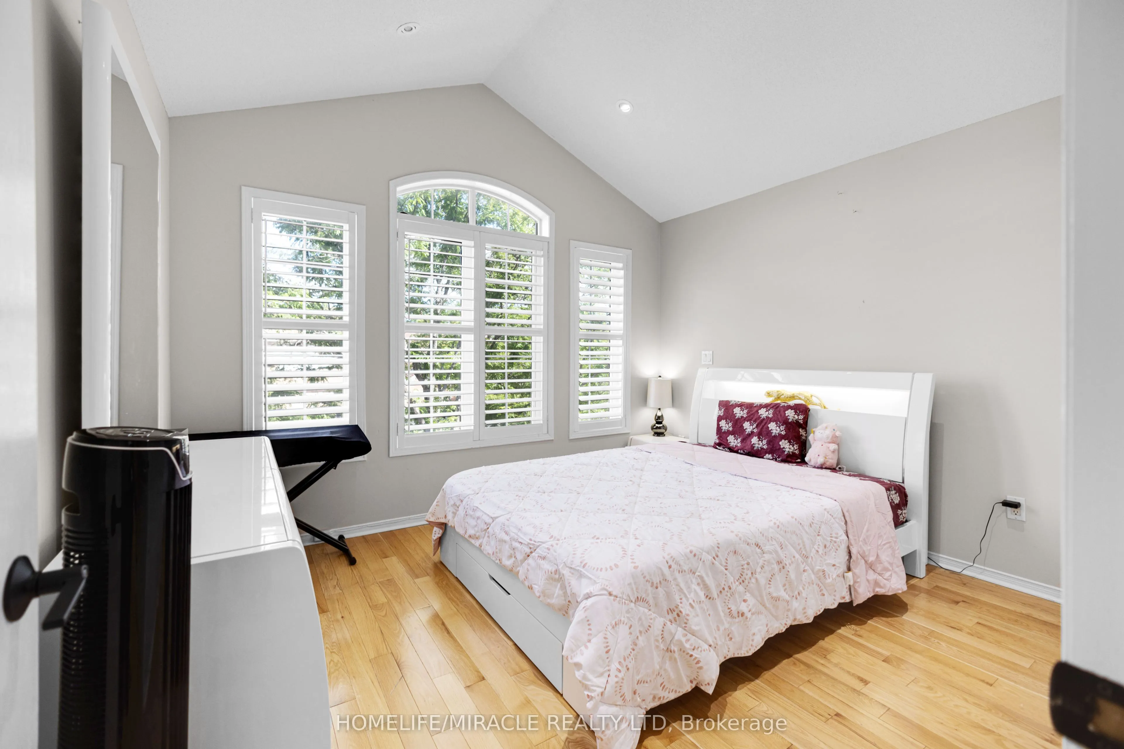 49 Sedgewick Circle