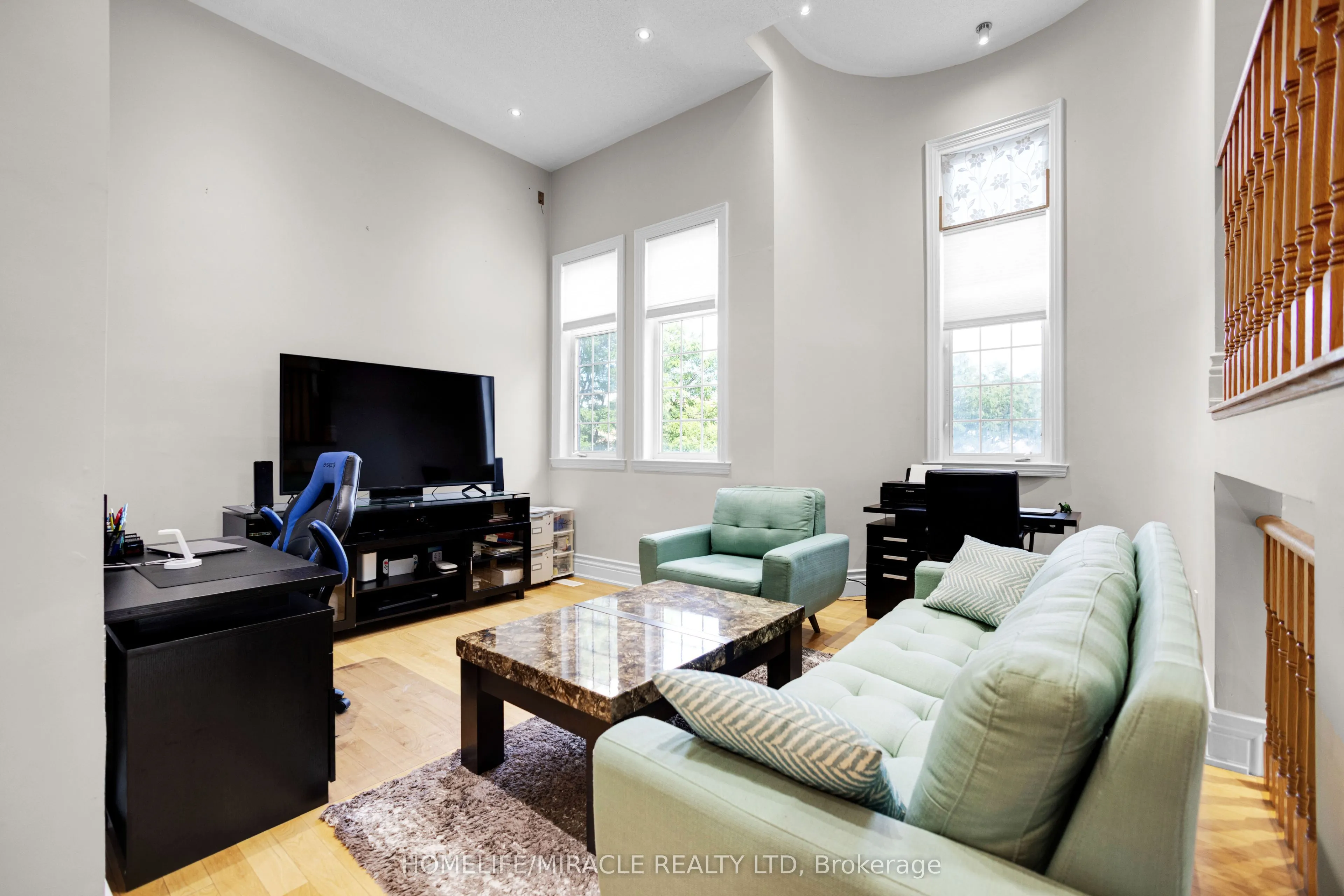 49 Sedgewick Circle