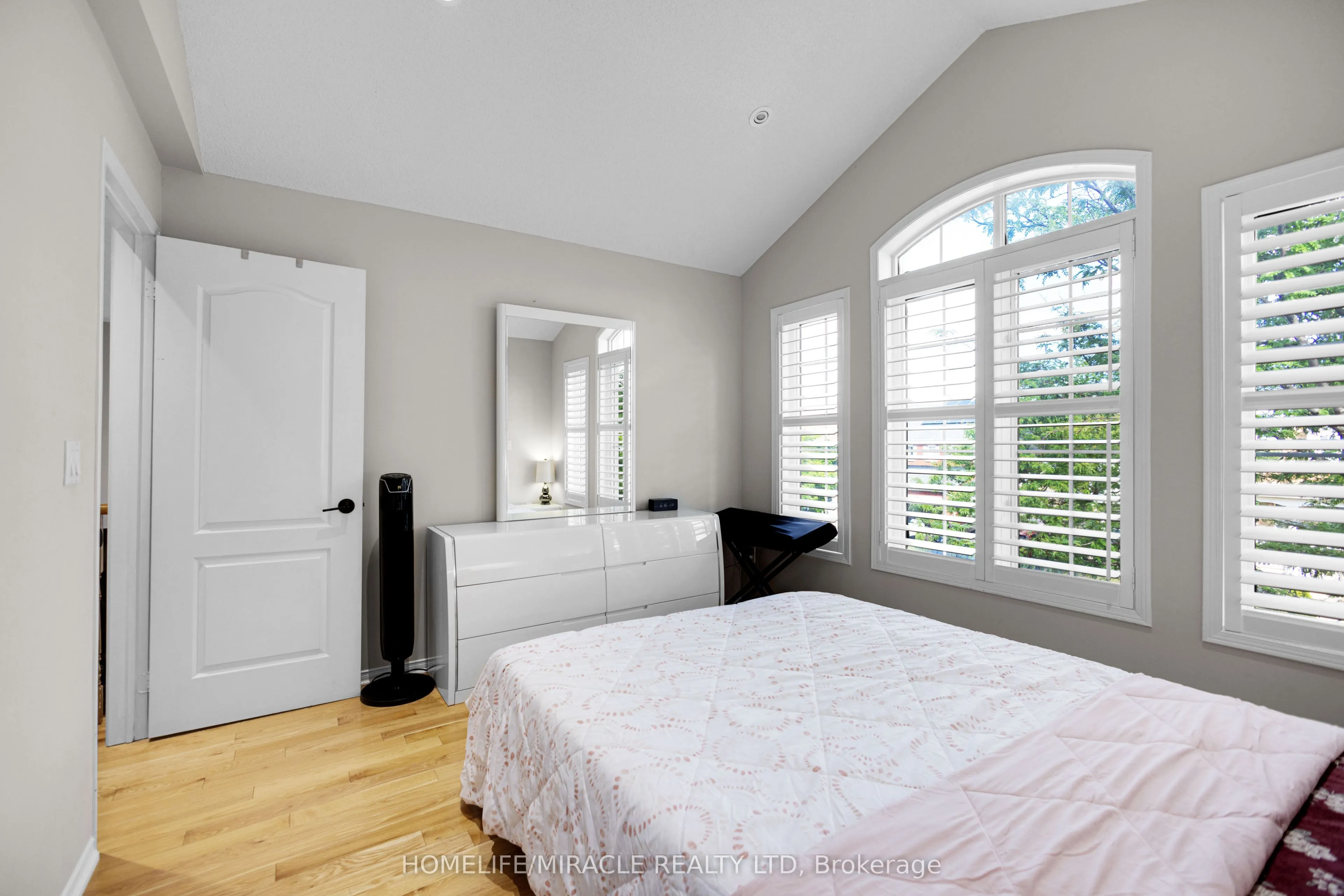 49 Sedgewick Circle