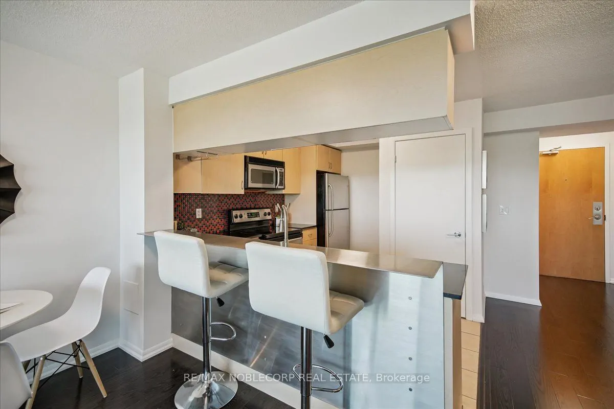 185 Legion Road, #1403