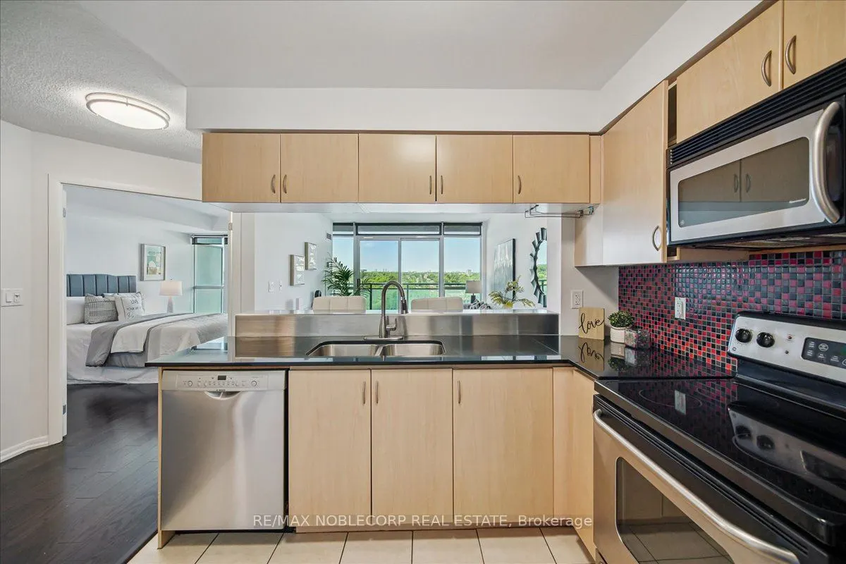 185 Legion Road, #1403