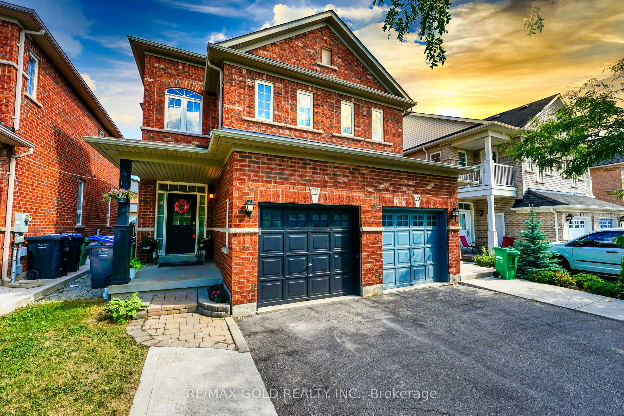 22 Nathaniel Crescent