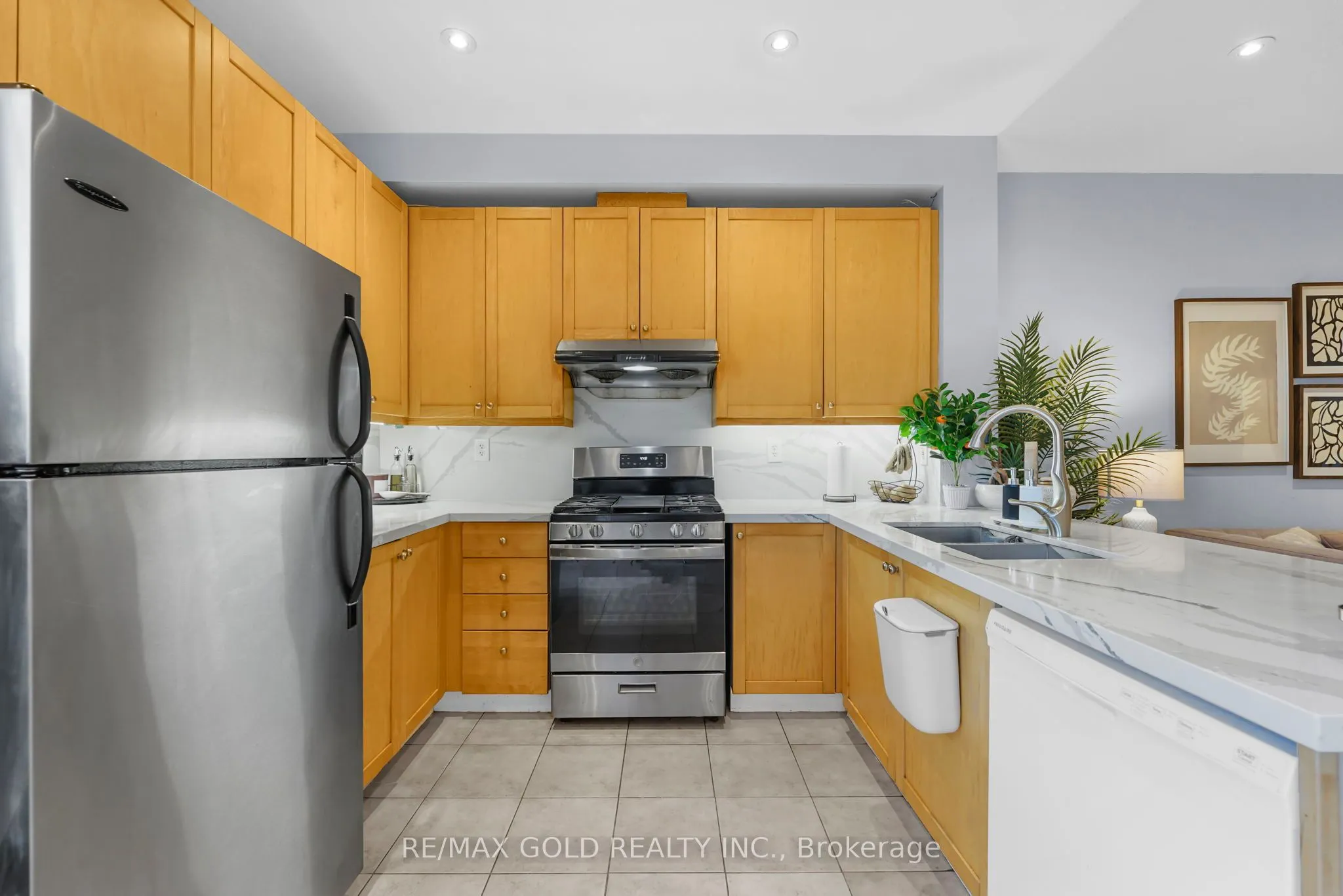 22 Nathaniel Crescent