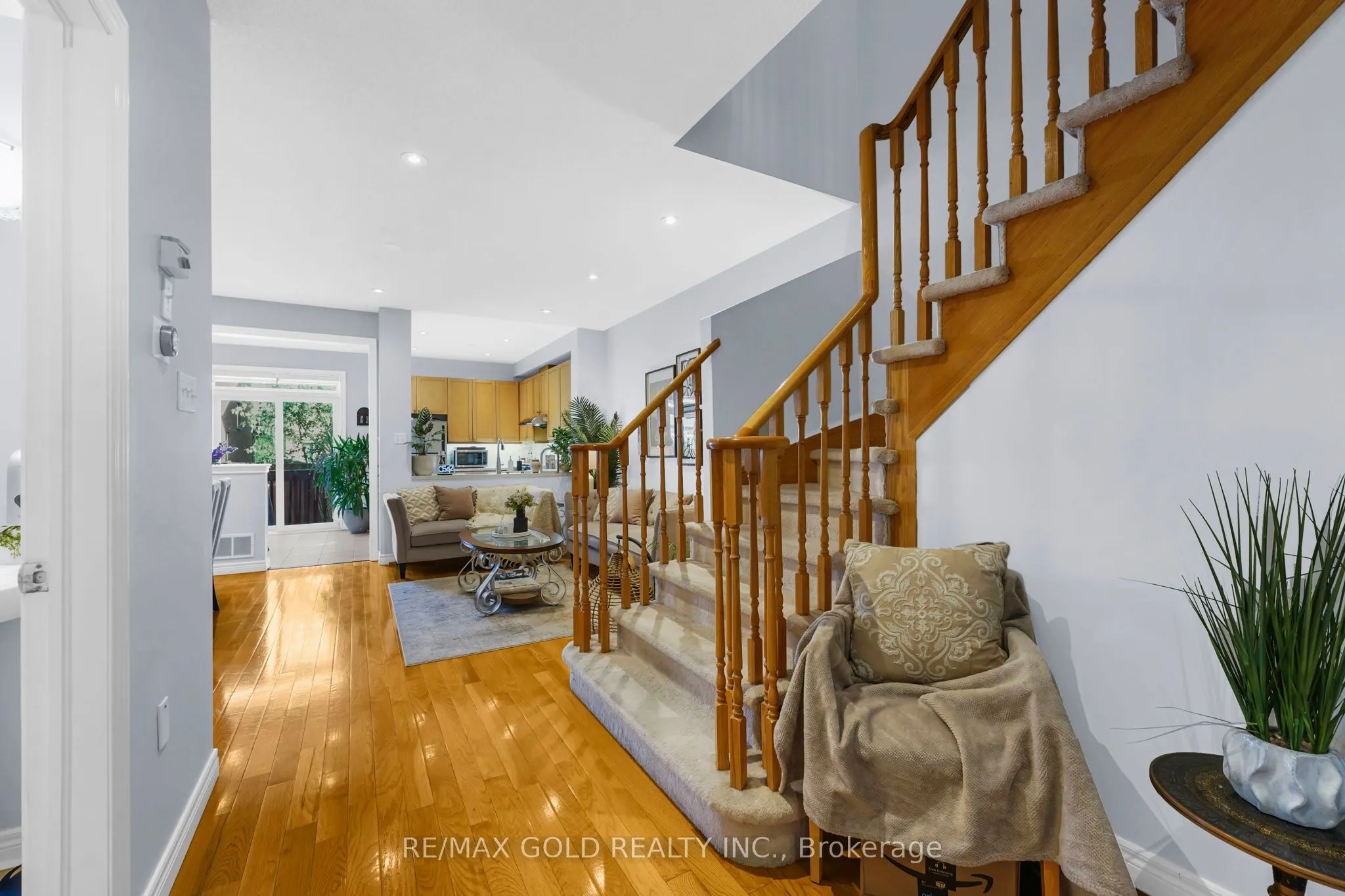 22 Nathaniel Crescent