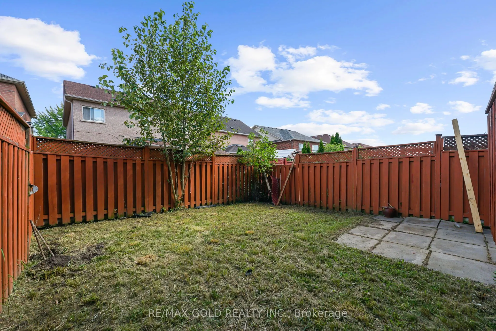 22 Nathaniel Crescent