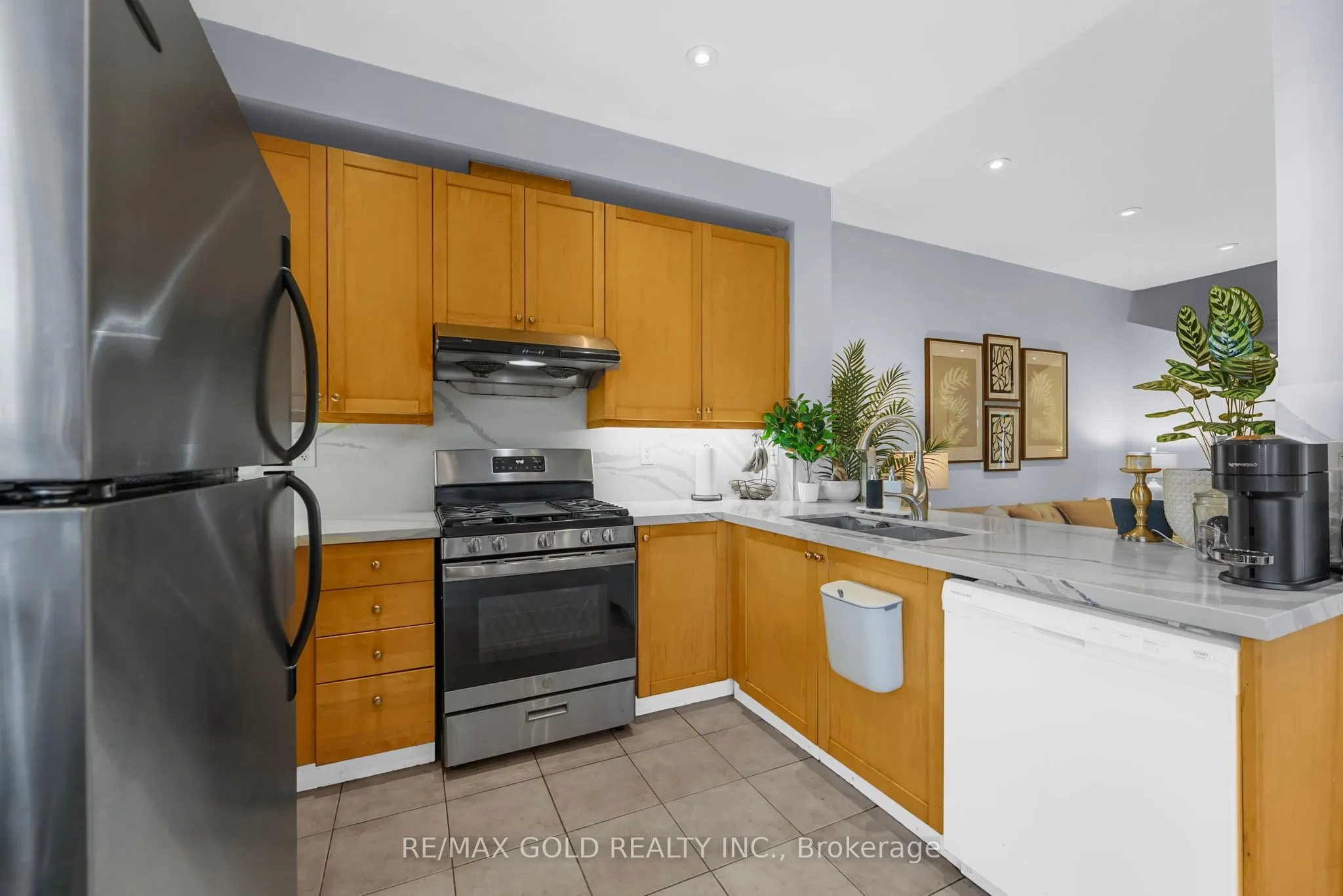 22 Nathaniel Crescent