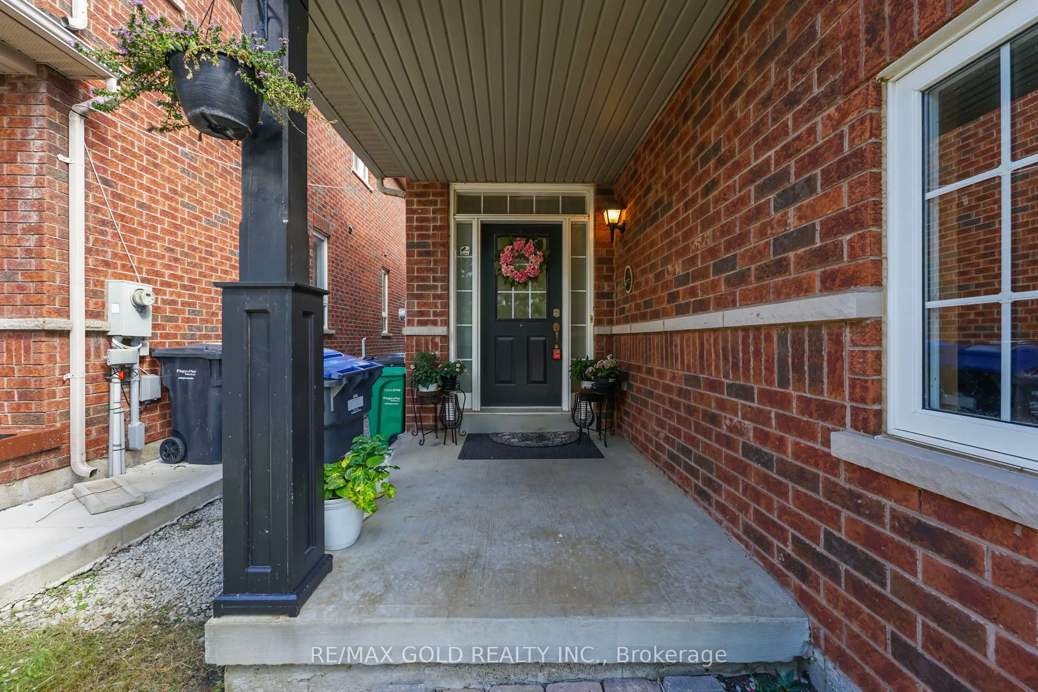 22 Nathaniel Crescent