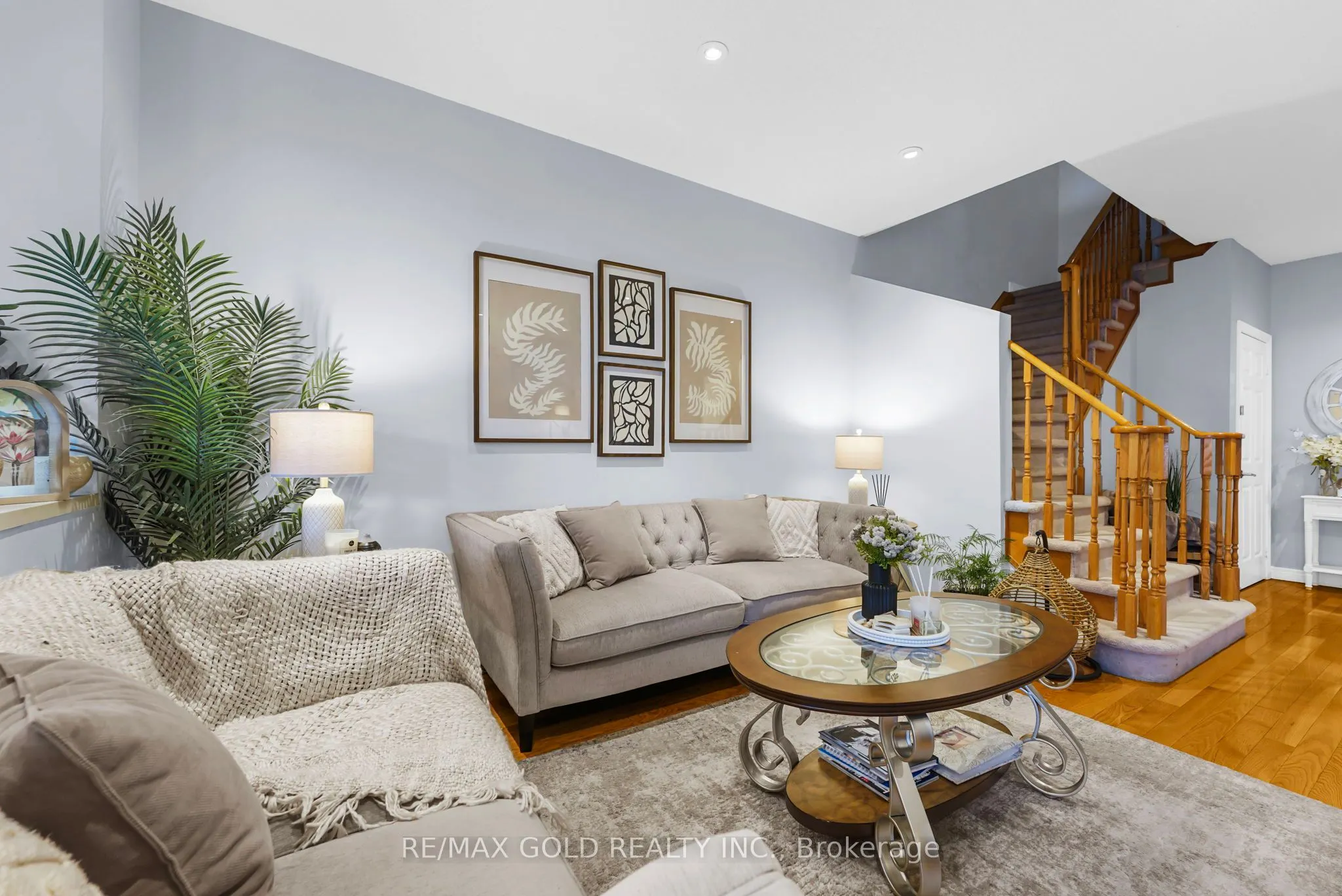 22 Nathaniel Crescent