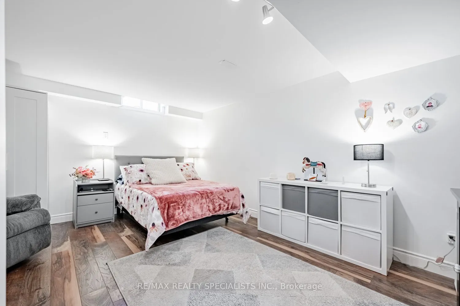 1055 Shawnmarr Road, #13