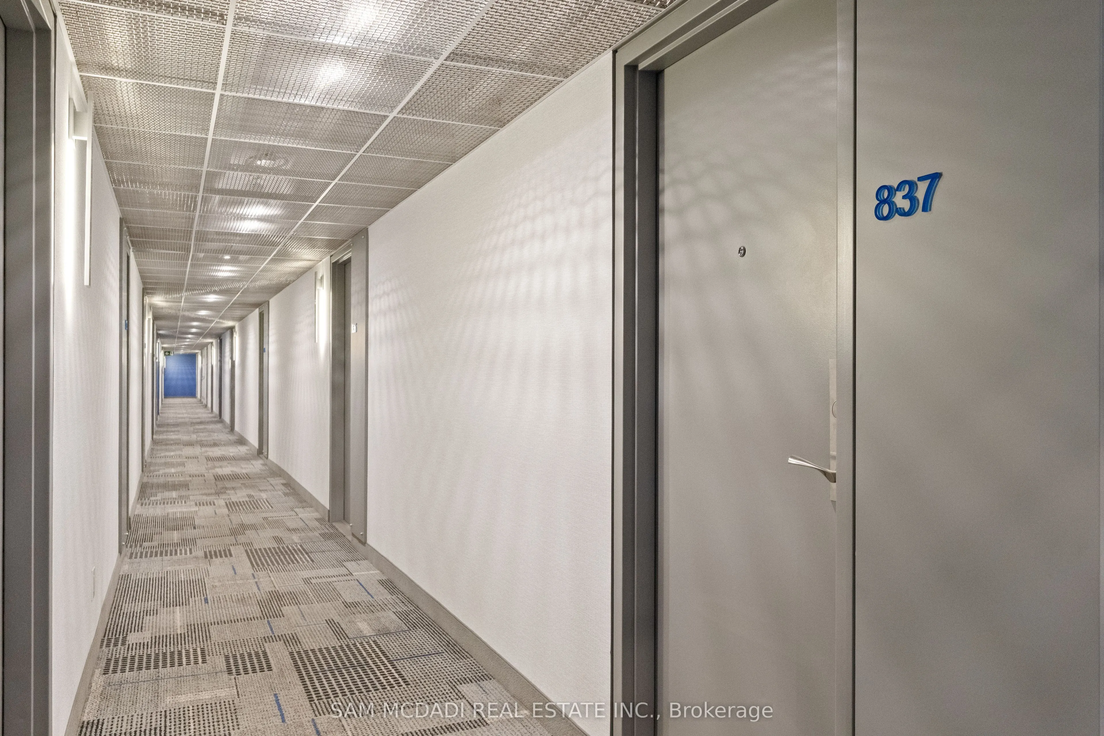 250 Manitoba Street, #PH837