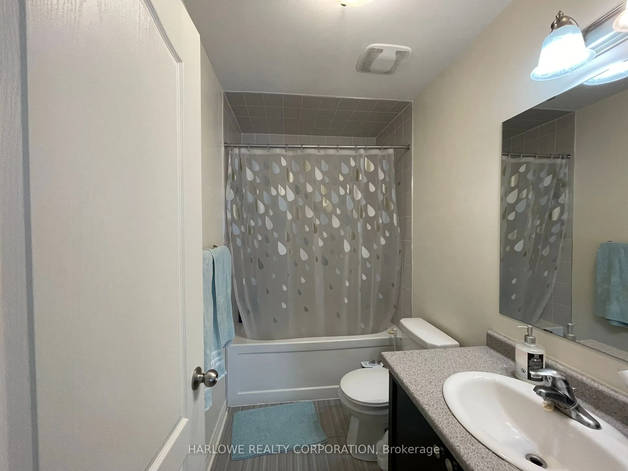 3265 Thomas Street, #6