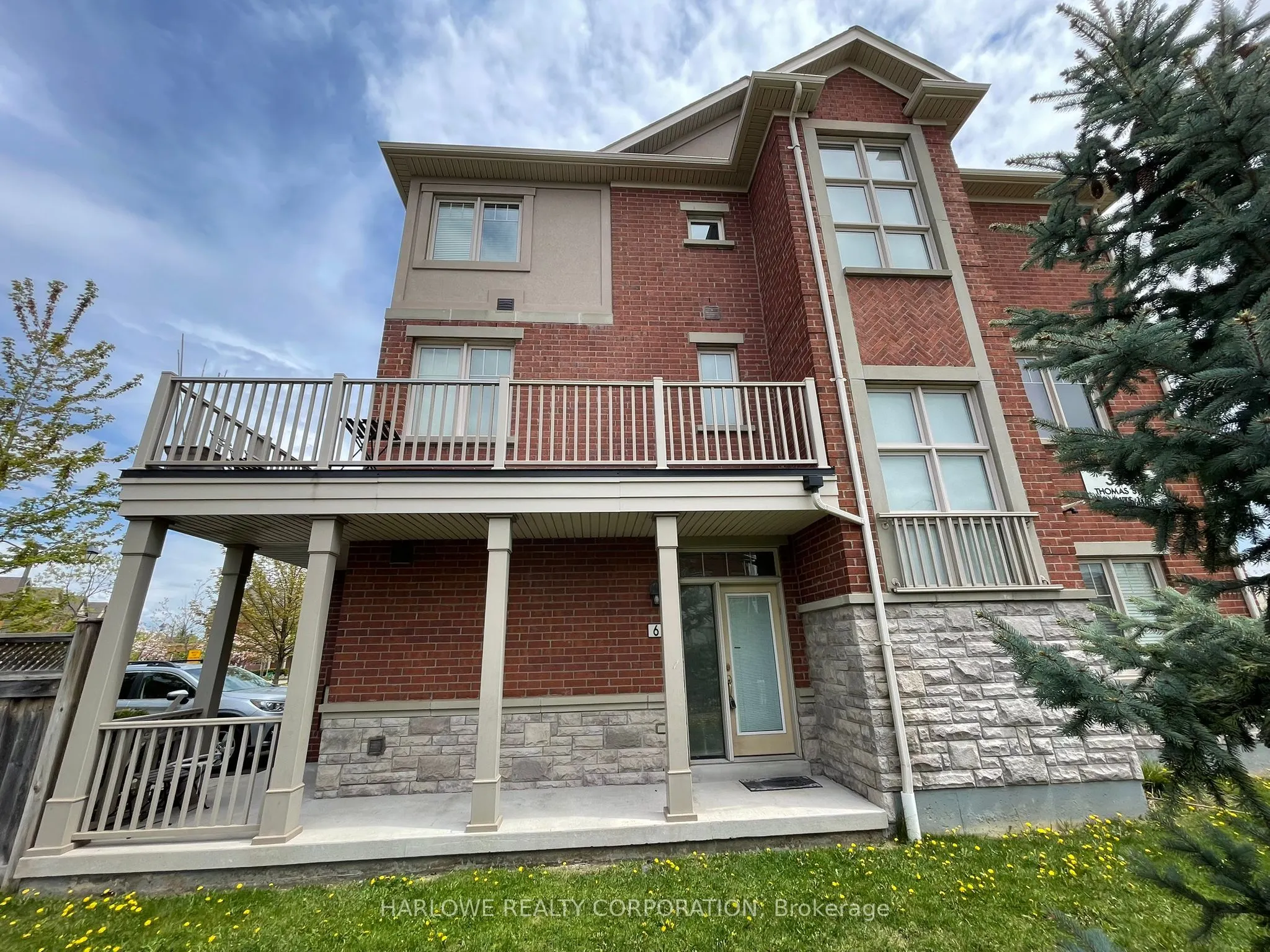 3265 Thomas Street, #6