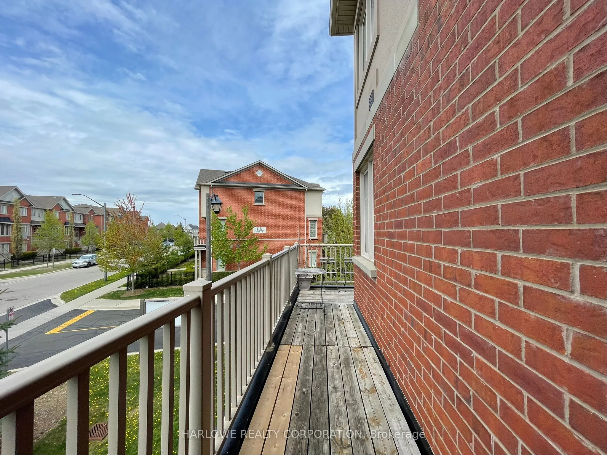 3265 Thomas Street, #6