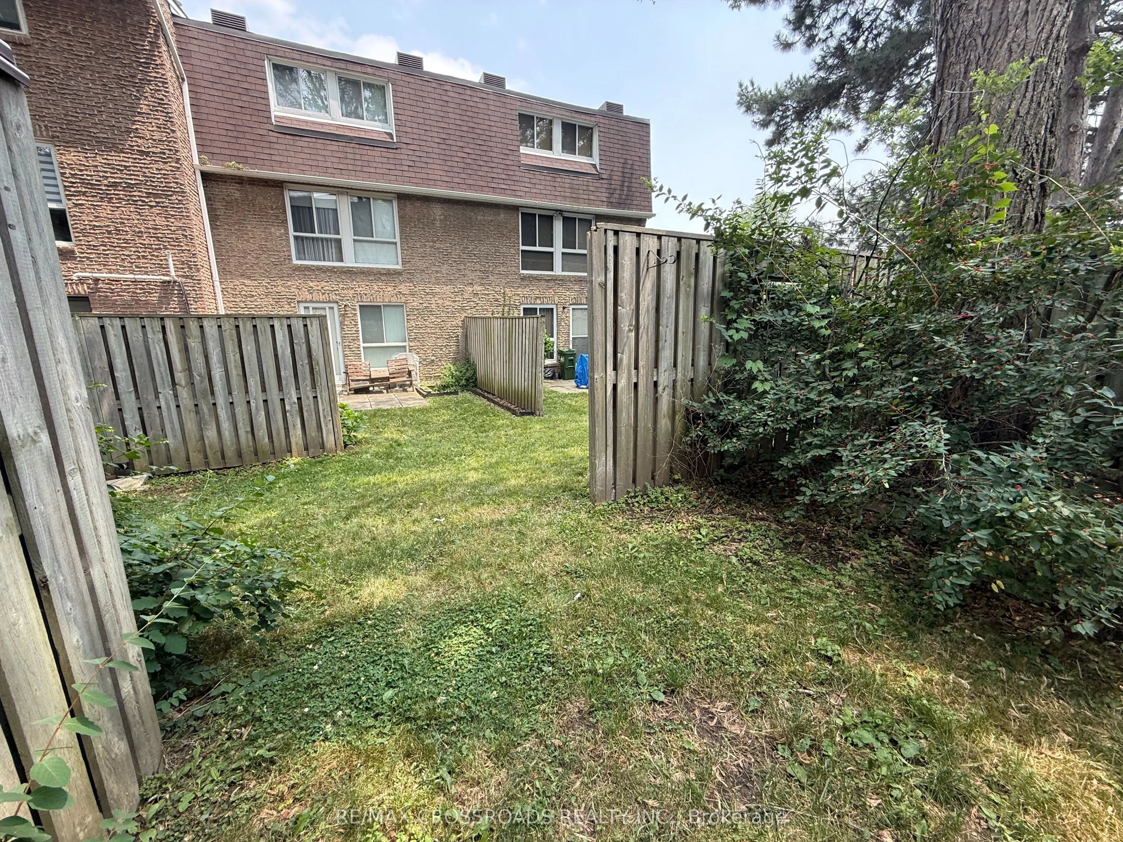 625 Rathburn Road, #37