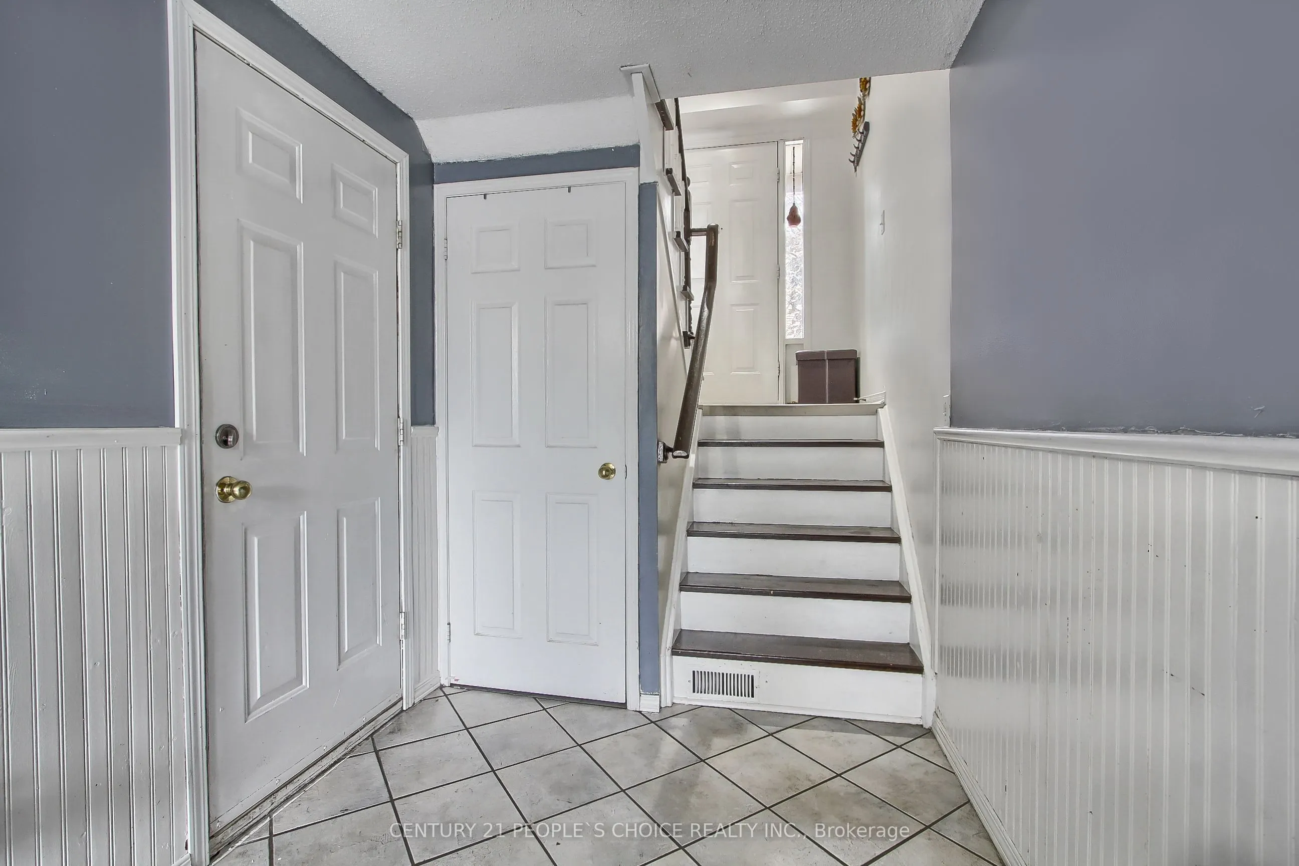 2 Sir Lou Drive, #41