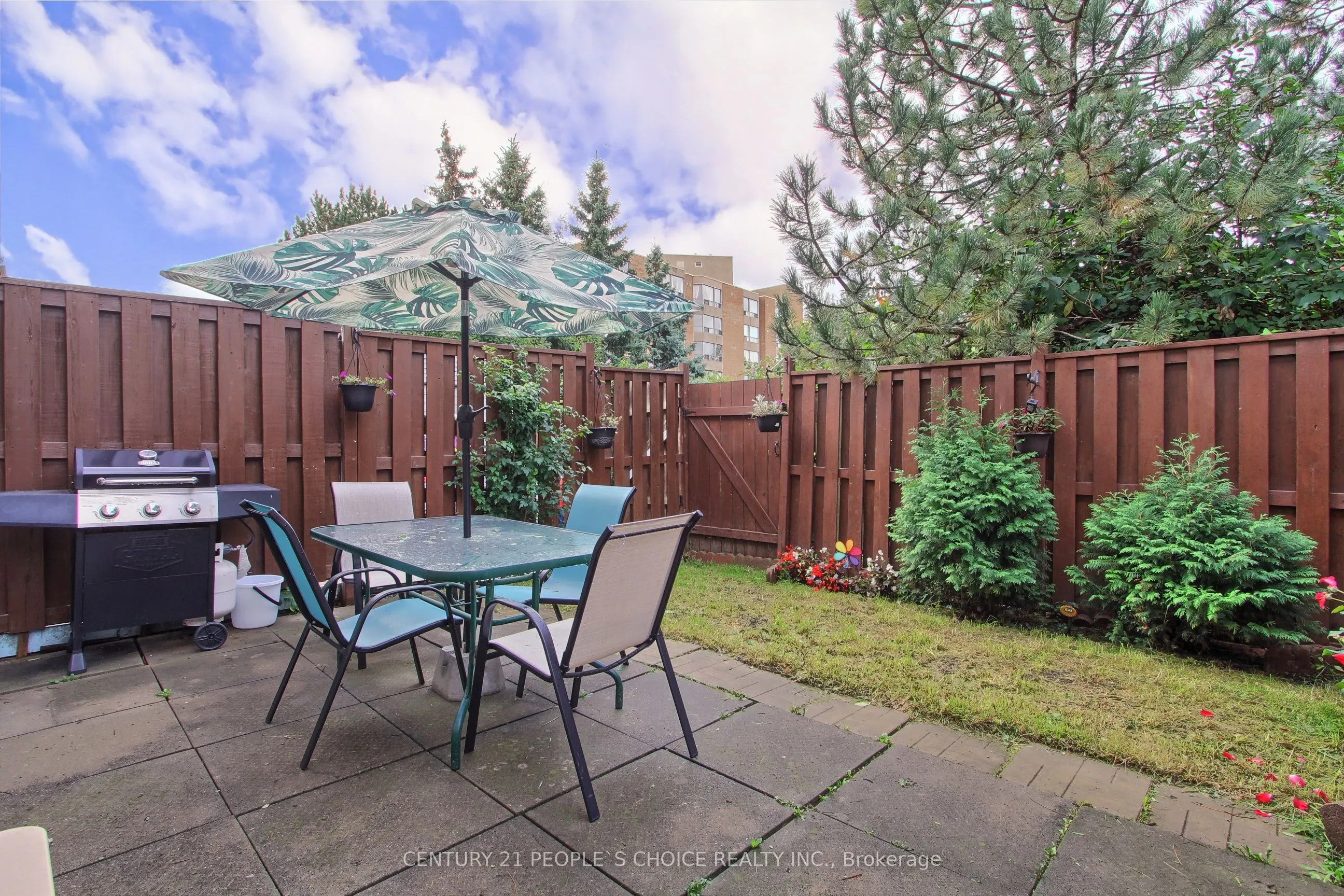2 Sir Lou Drive, #41