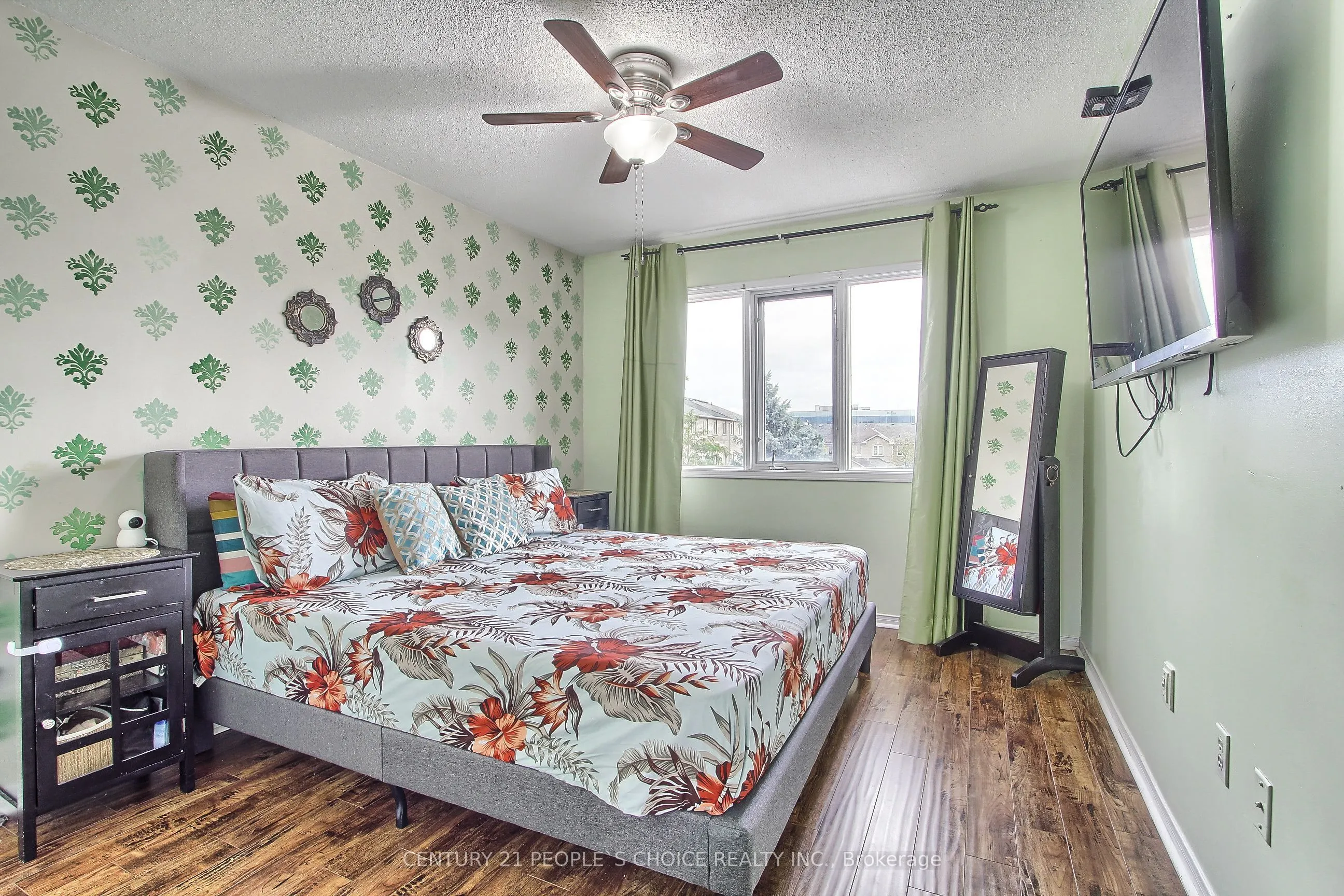 2 Sir Lou Drive, #41