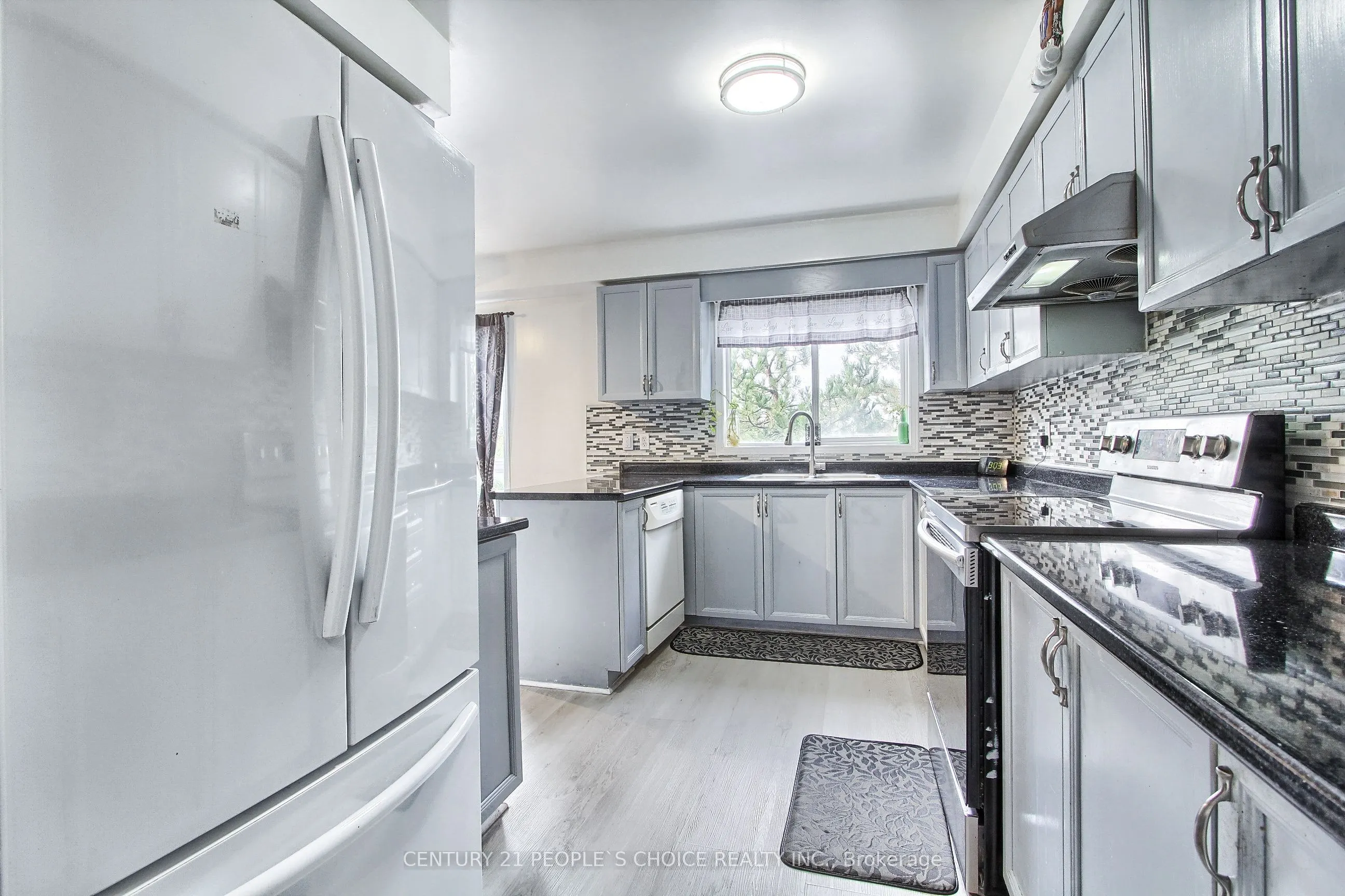 2 Sir Lou Drive, #41